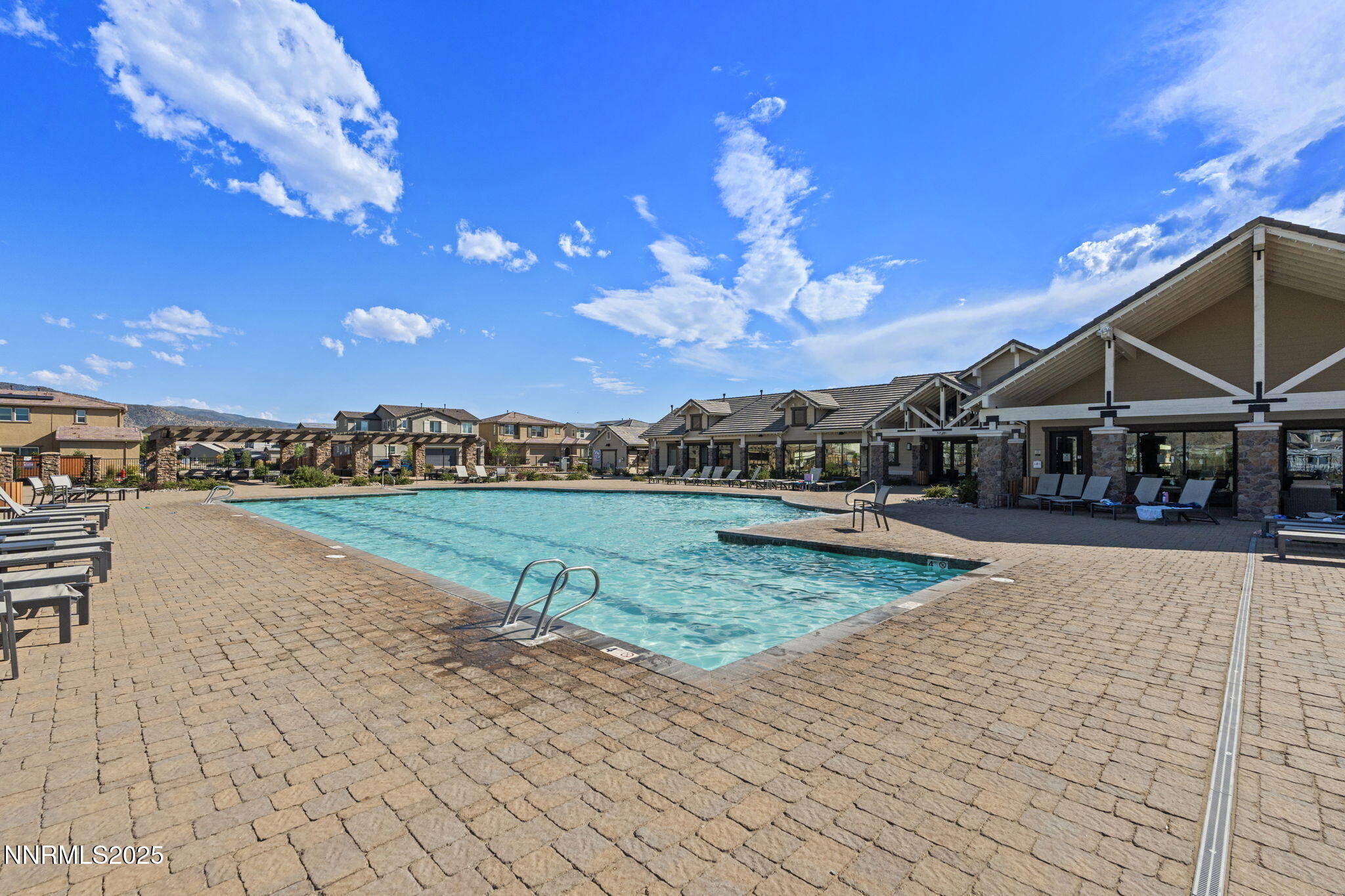 64-web-or-mls-DSC00577