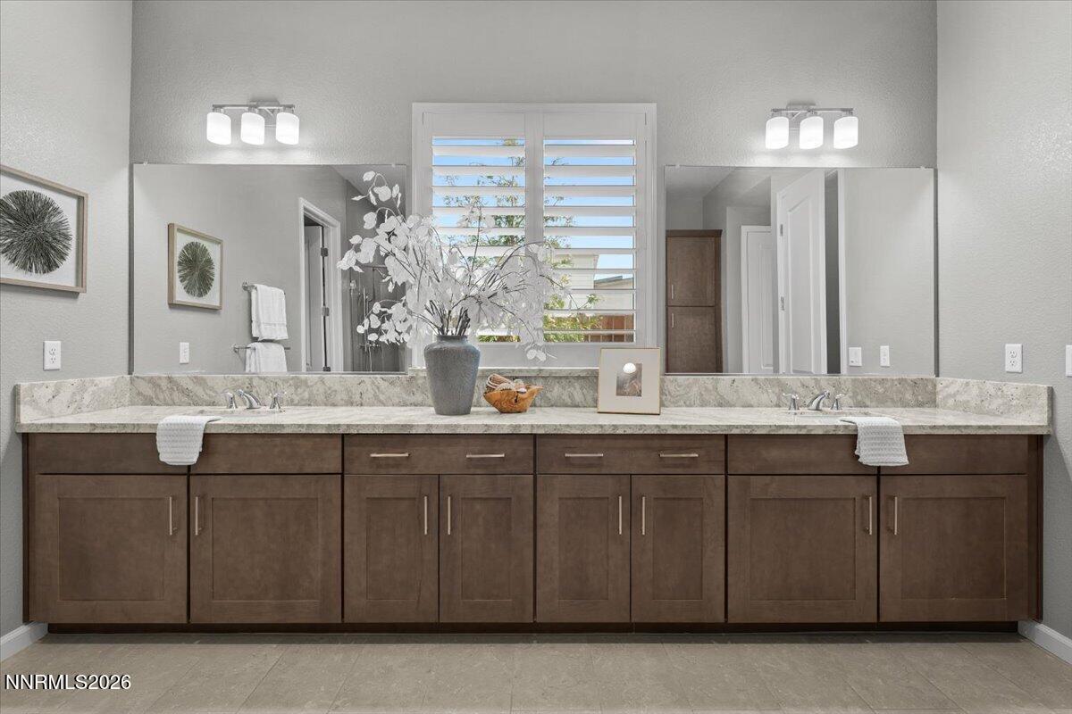 28-2318 Iron Square Drive Reno NV 89521