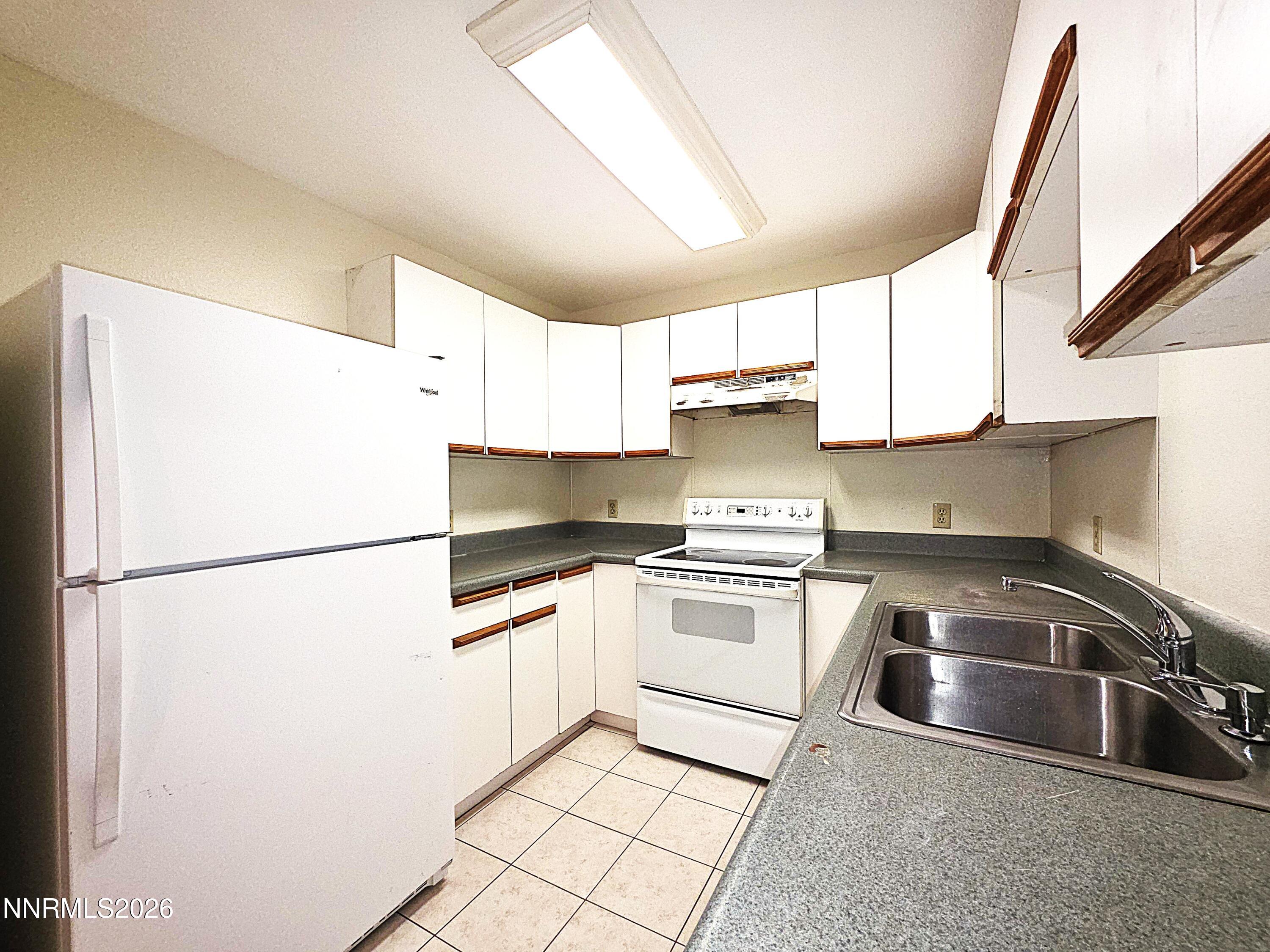 2345 Tripp Drive 7