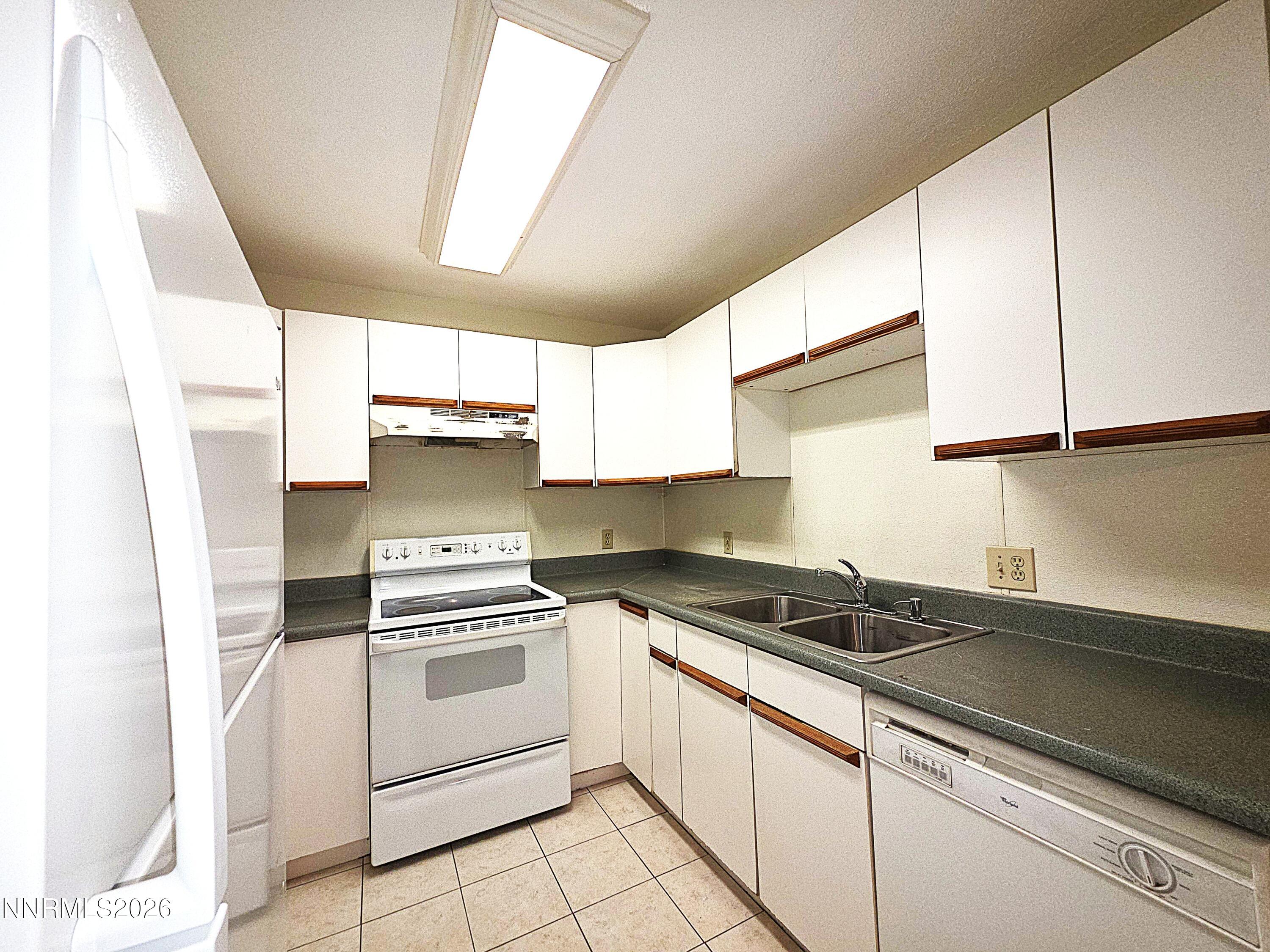 2345 Tripp Drive 7