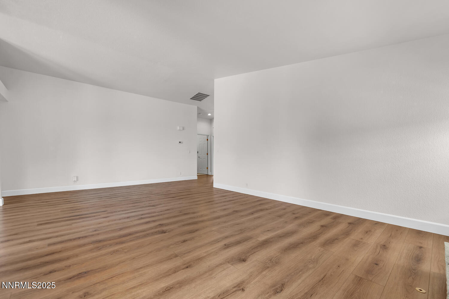 2240 Silver Ridge Dr Reno NV-large-014-0