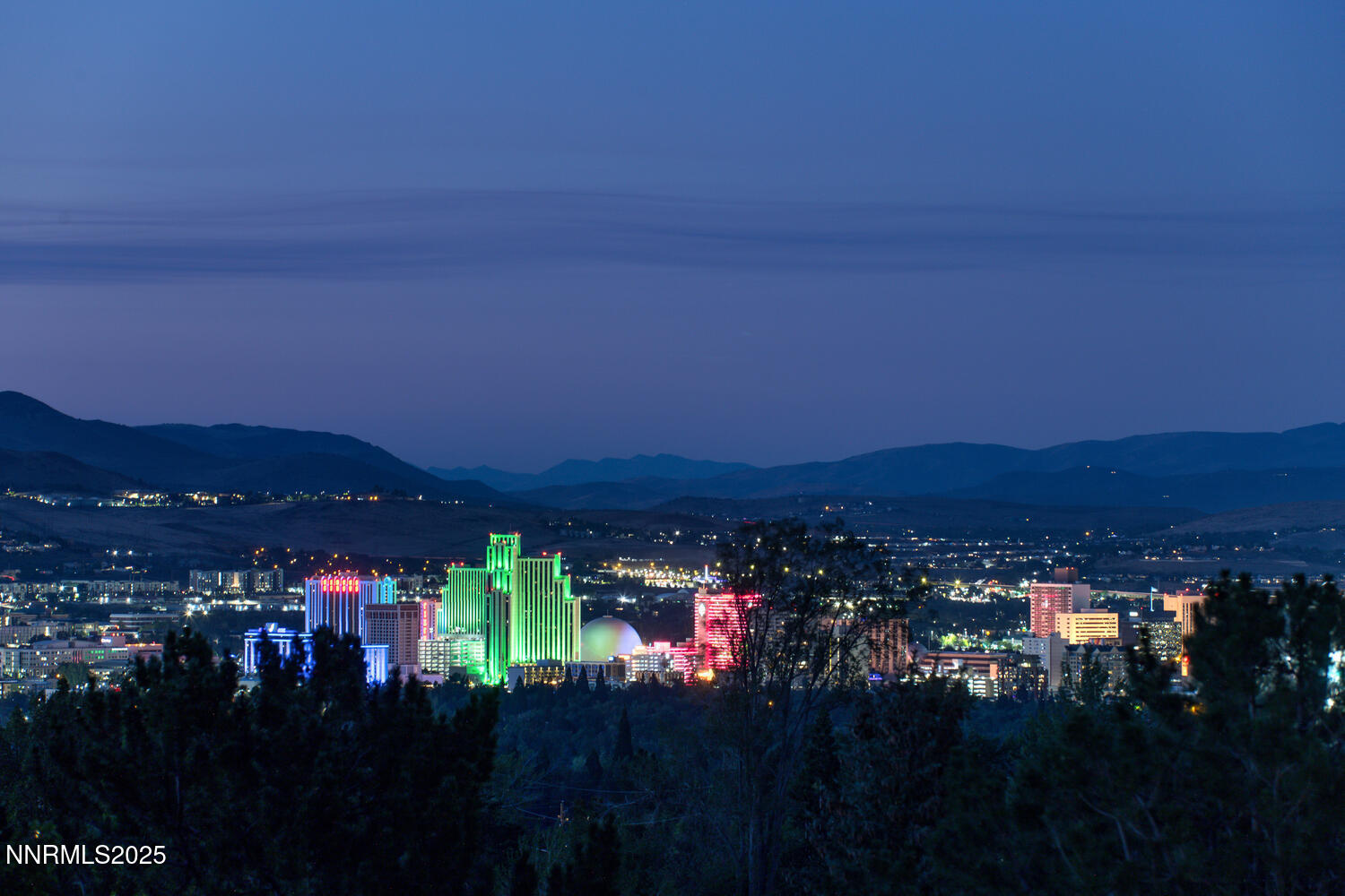 2240 Silver Ridge Dr Reno NV-large-050-0