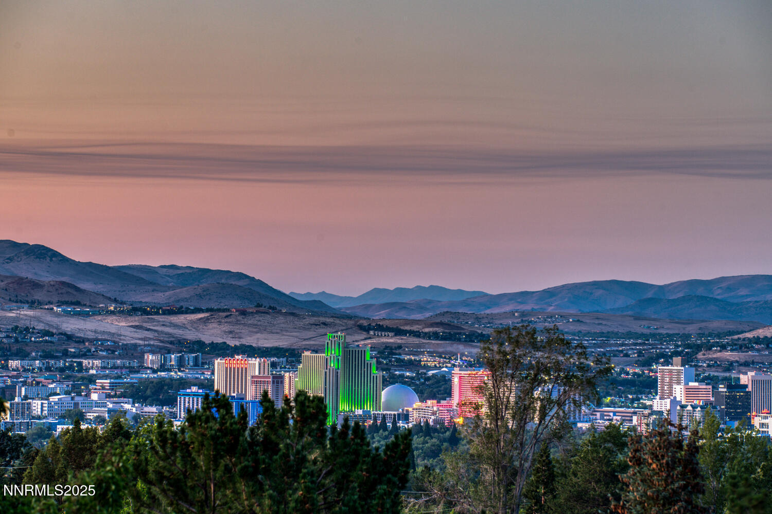 2240 Silver Ridge Dr Reno NV-large-042-0