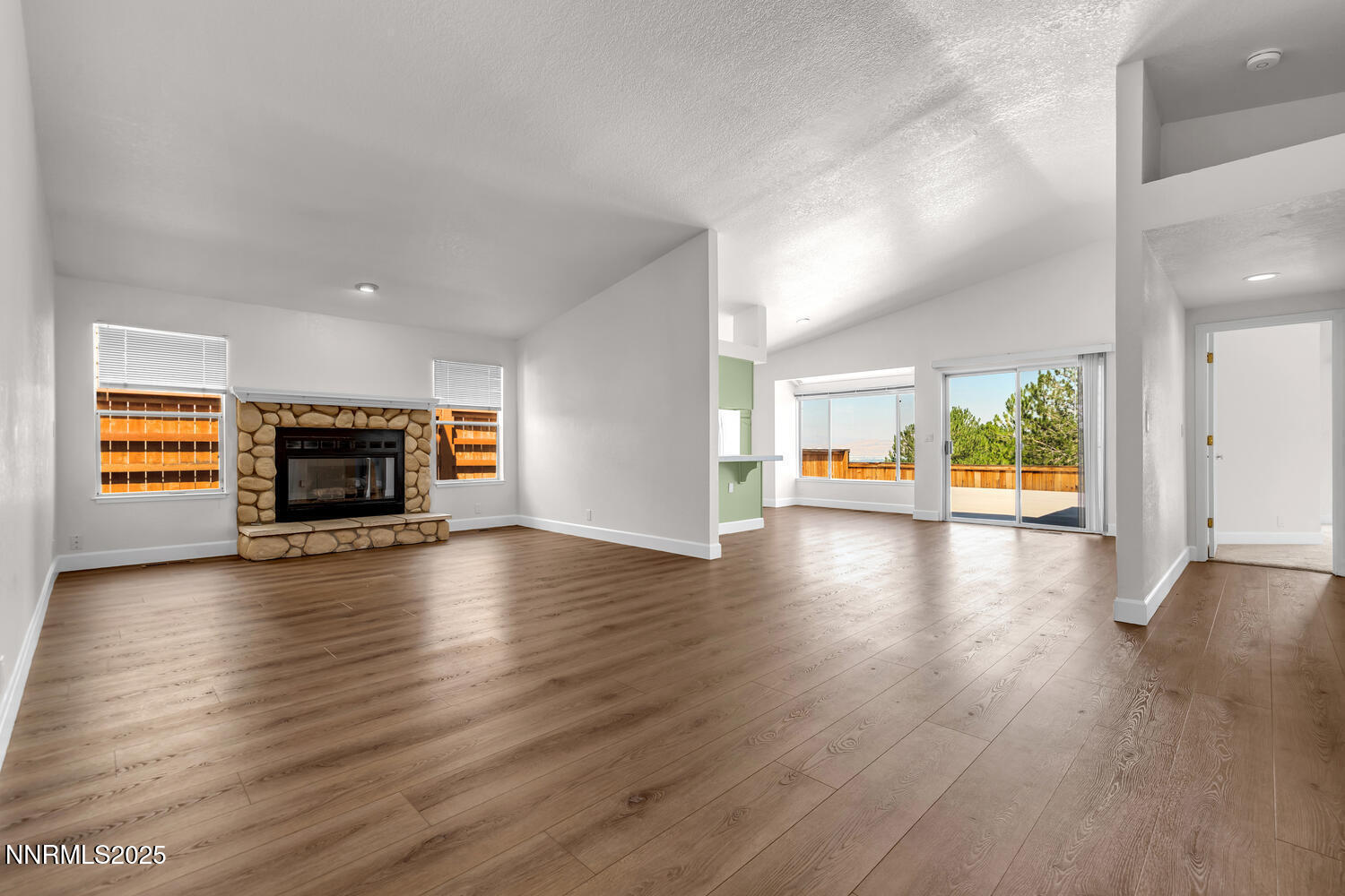 2240 Silver Ridge Dr Reno NV-large-016-0