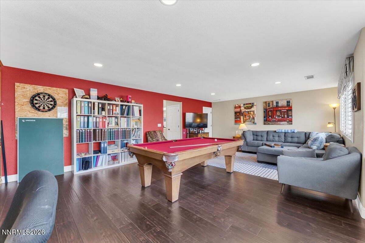 Bonus/Game room