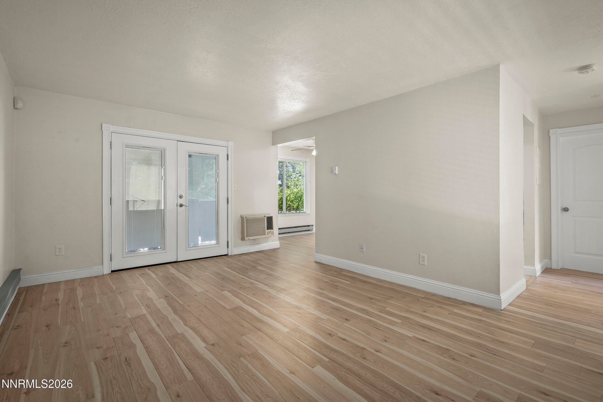 3927 Clear Acre Lane APT 207