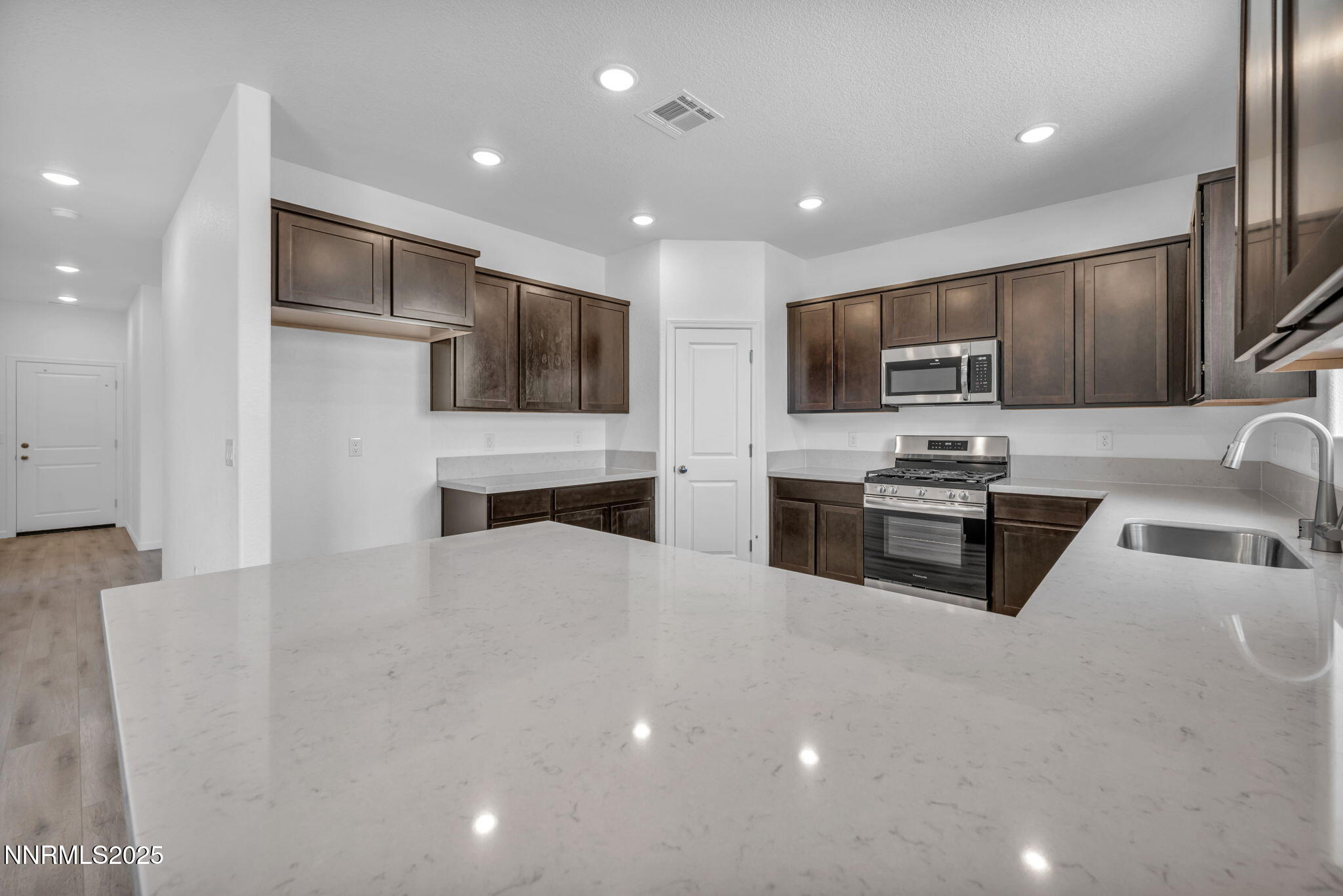 43-web-or-mls-6777-shell-ct