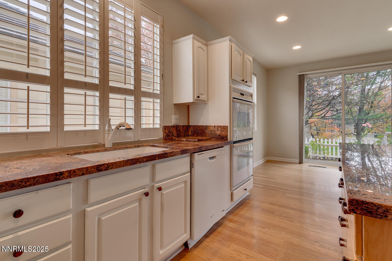 1150 Brookhollow Ln Reno NV-large-013-00