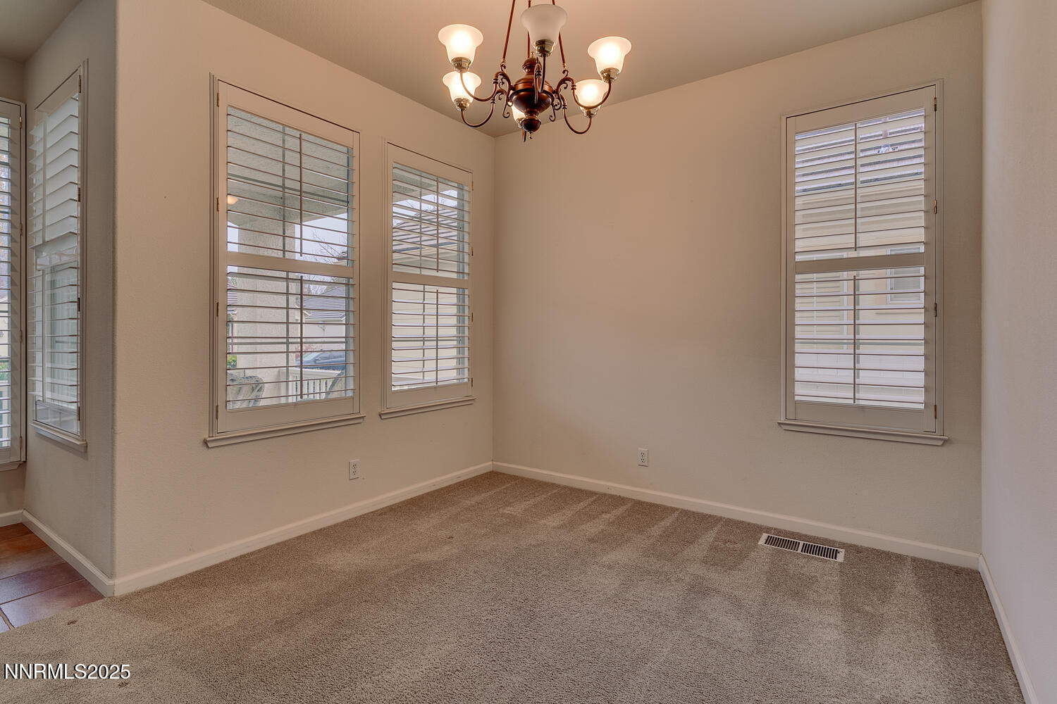 1150 Brookhollow Ln Reno NV-large-011-01