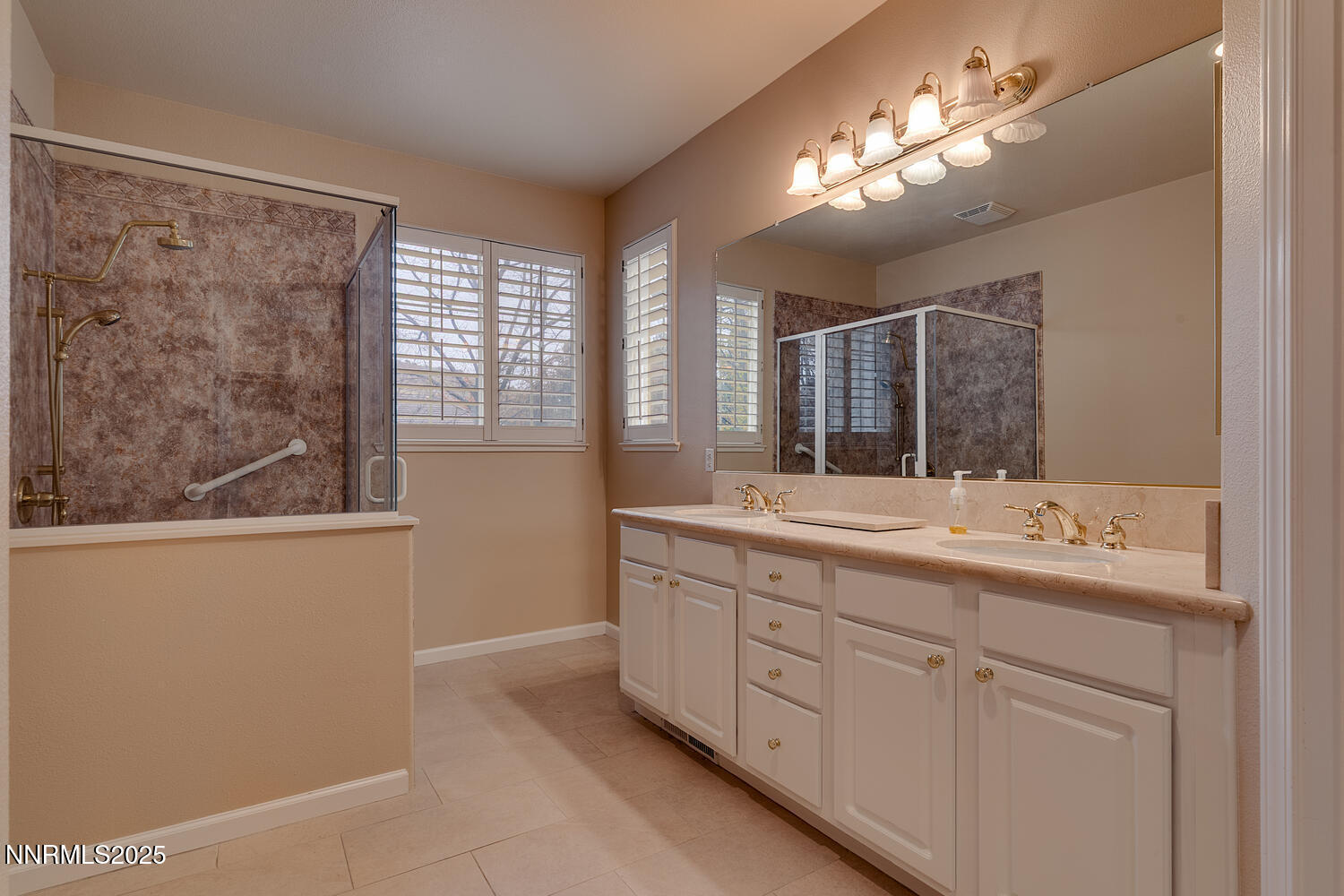 1150 Brookhollow Ln Reno NV-large-024-01