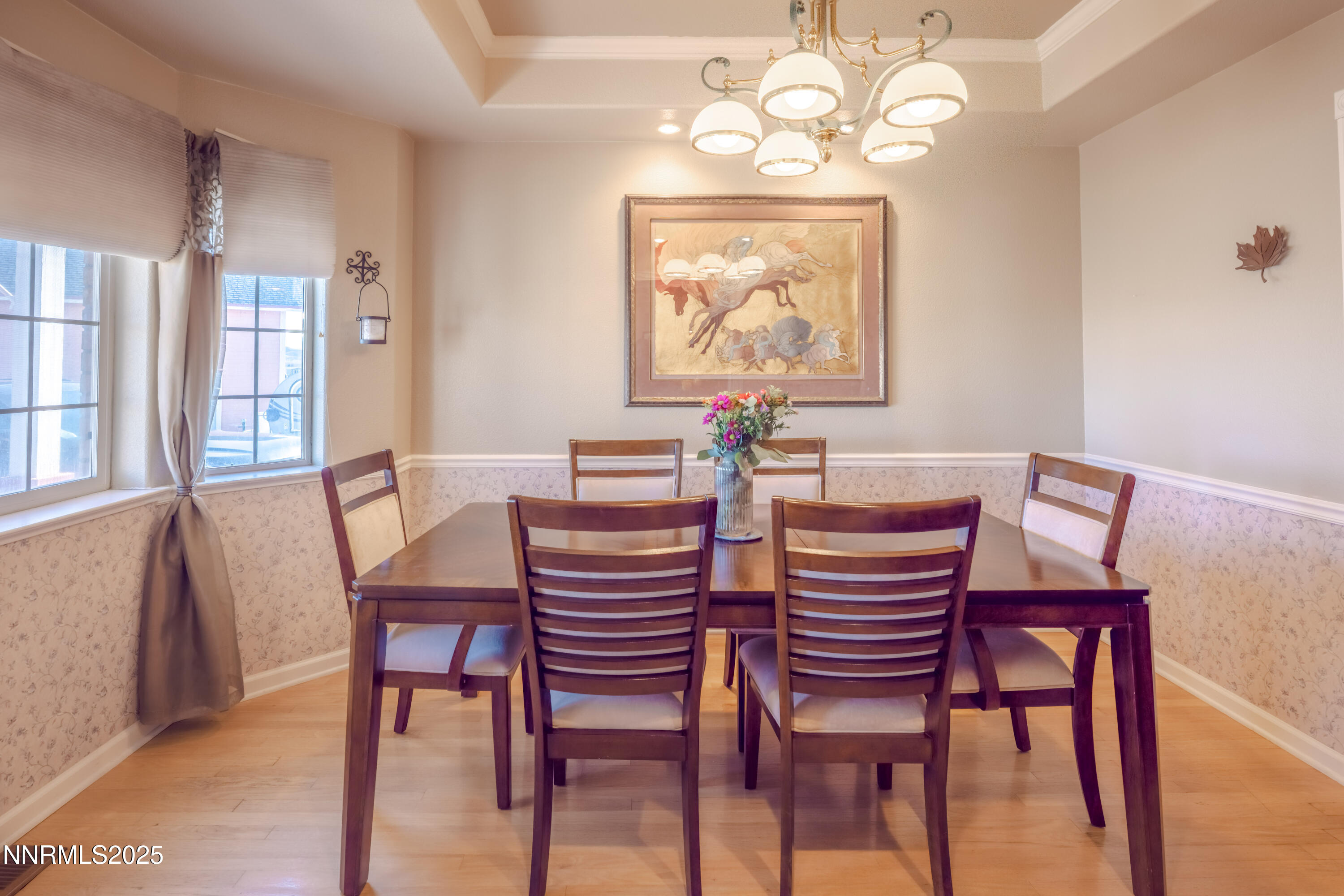 955 Carol way Dining room pic