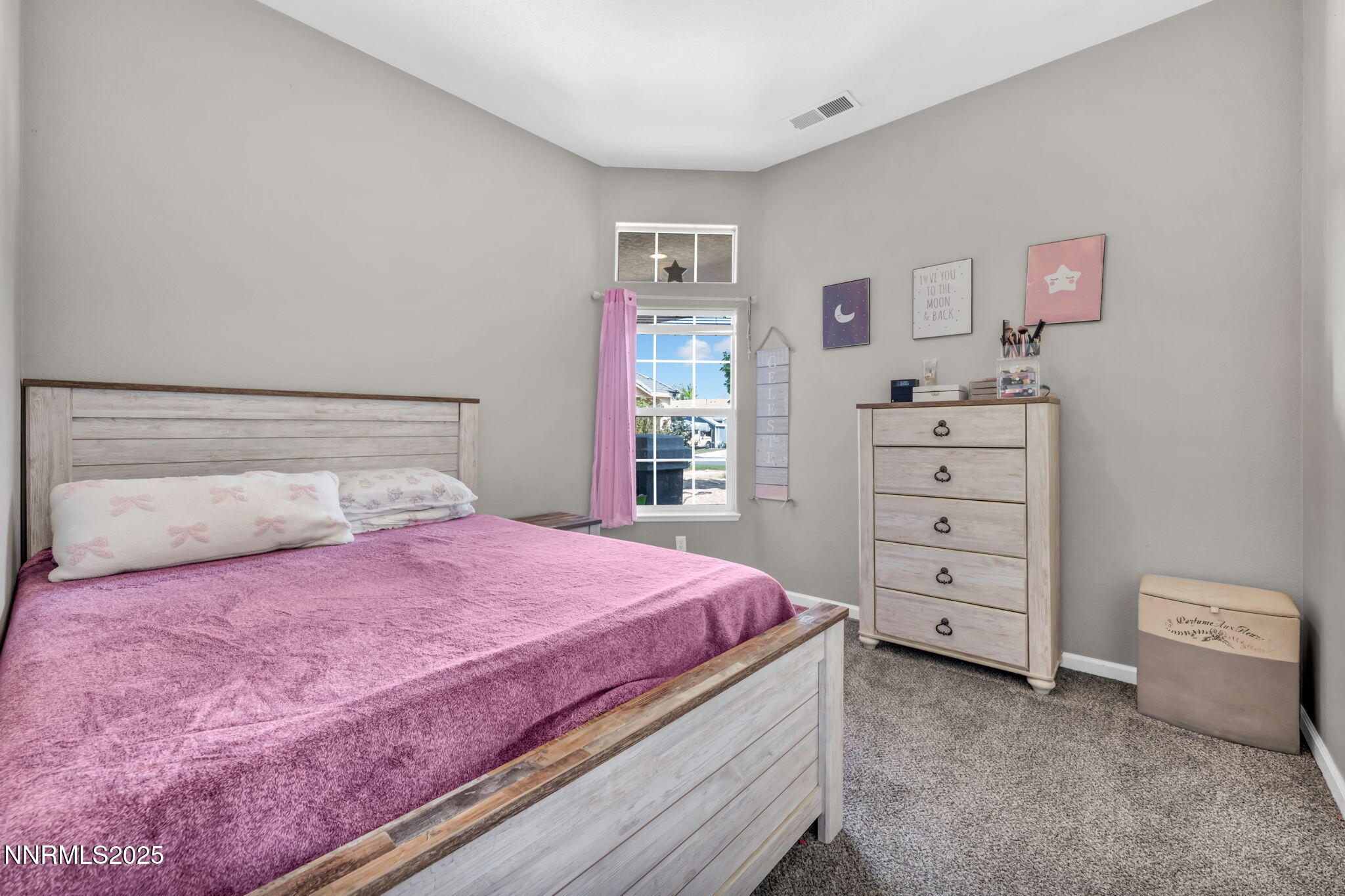 43-web-or-mls-908-jones-way (1)