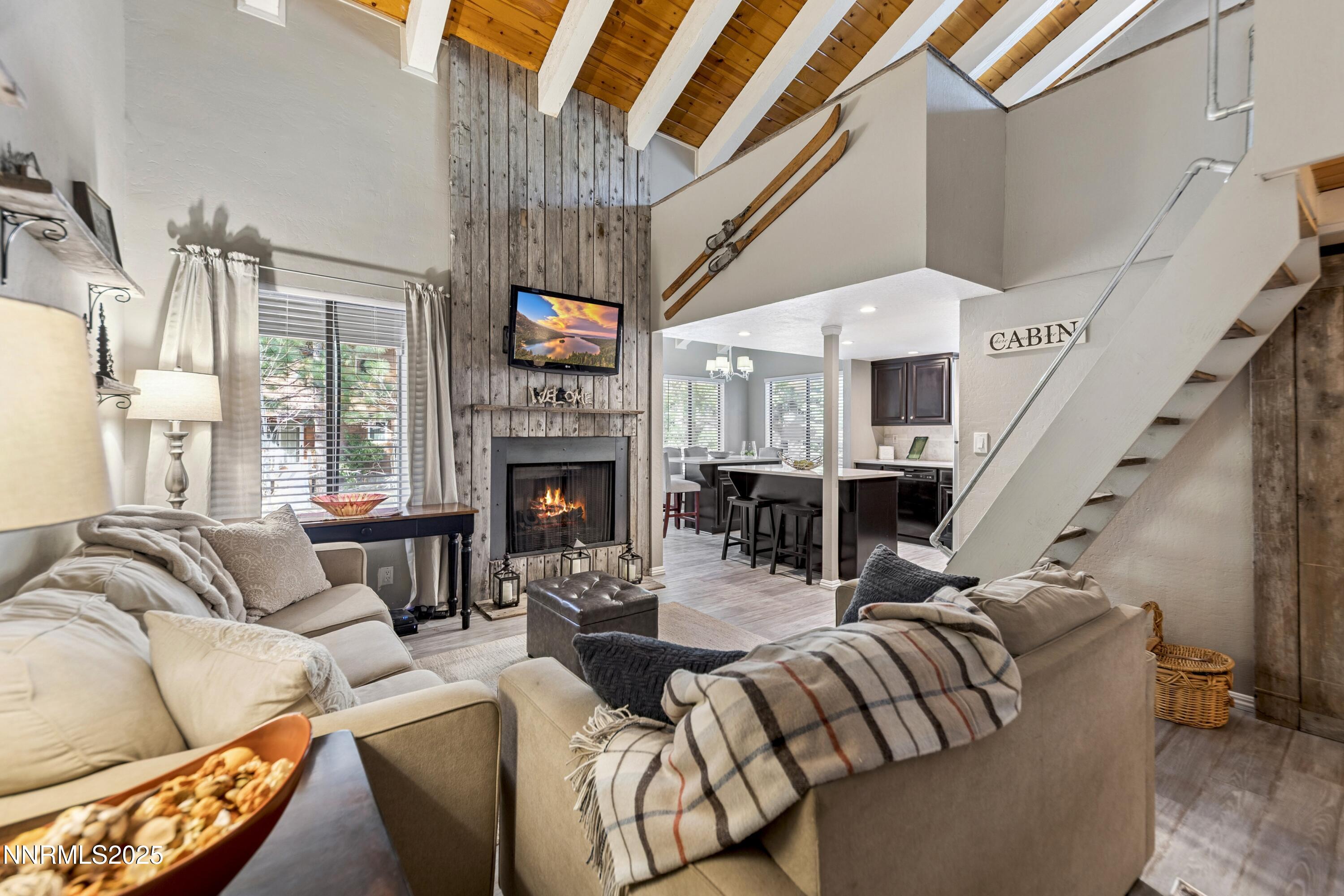 Family Room to Kithcen