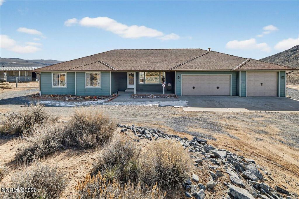 Photo of 63 Rahonda Drive, Sparks, NV 89441 (MLS # 260000990)