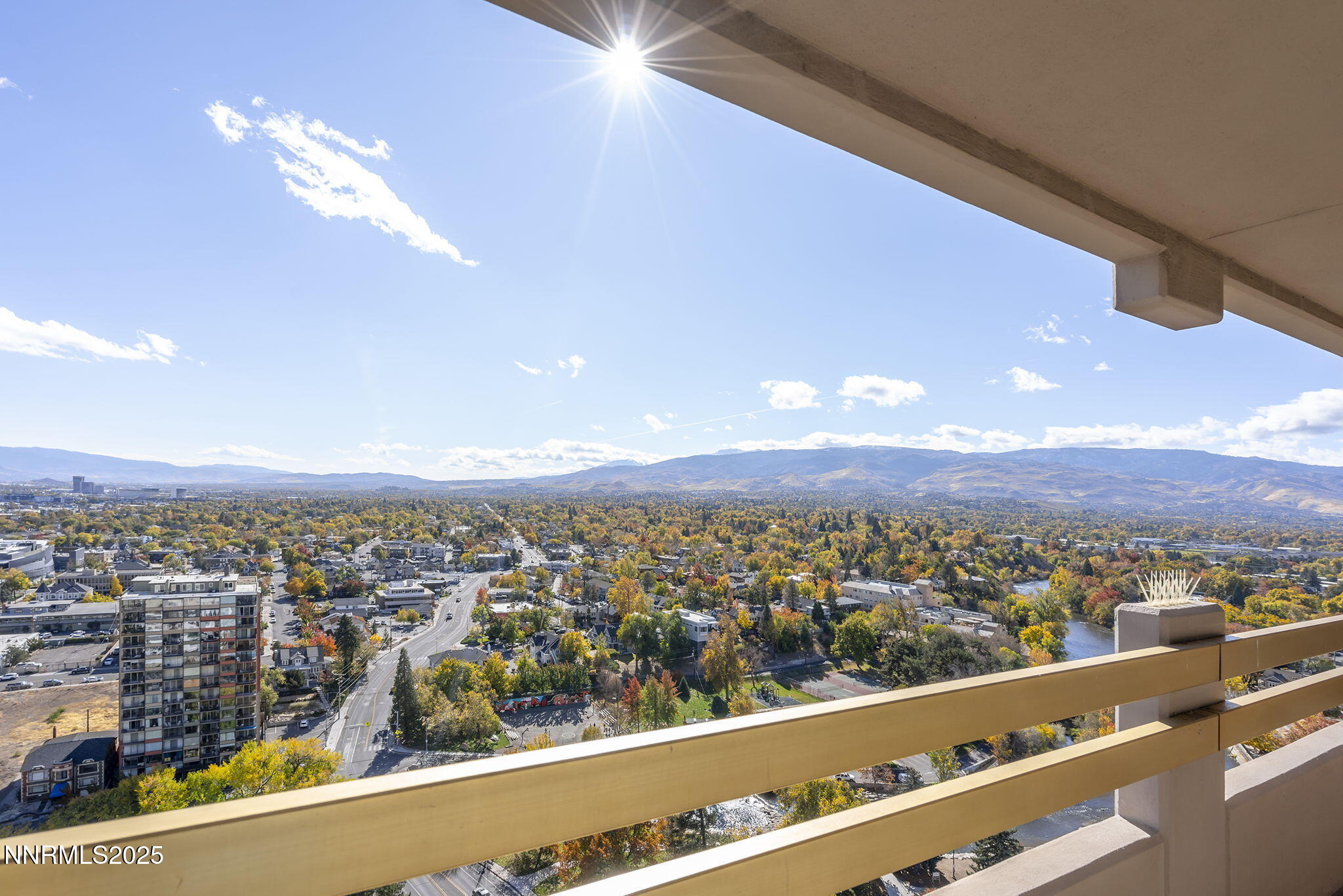 12-web-or-mls-1-print-_DSC0210