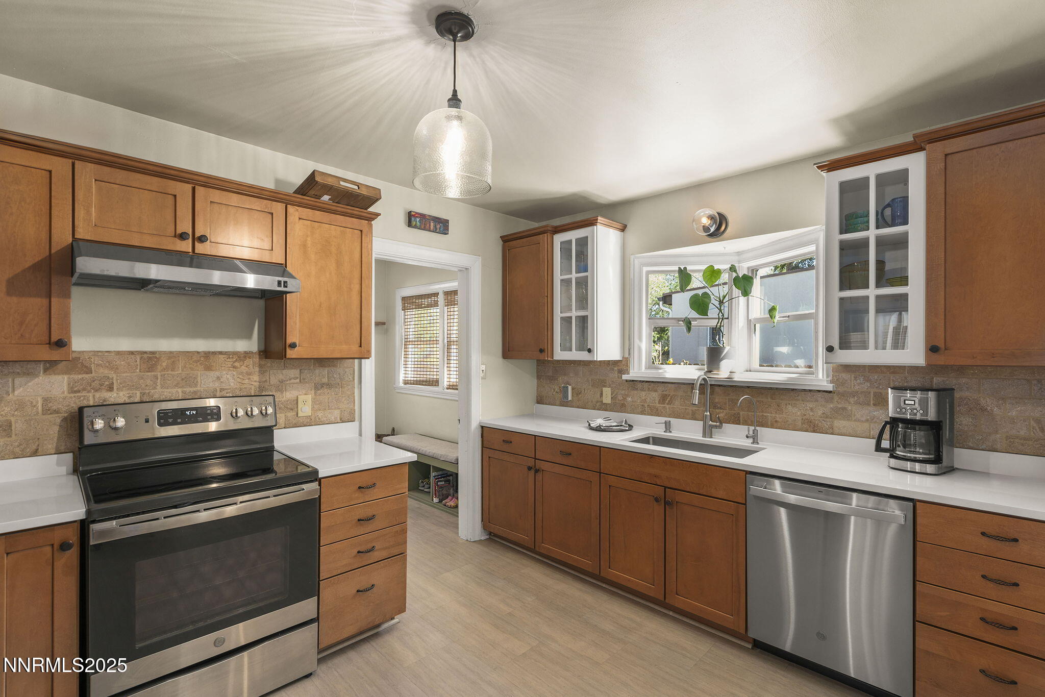 13-web-or-mls-_DSC0559