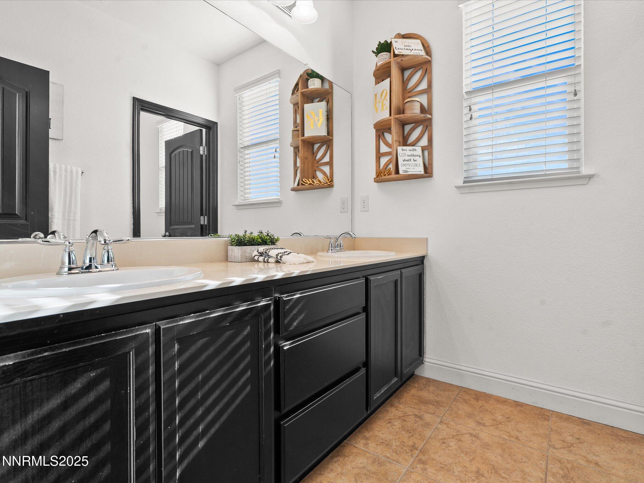 40-2135 Horse Prairie Rd-NEW-139