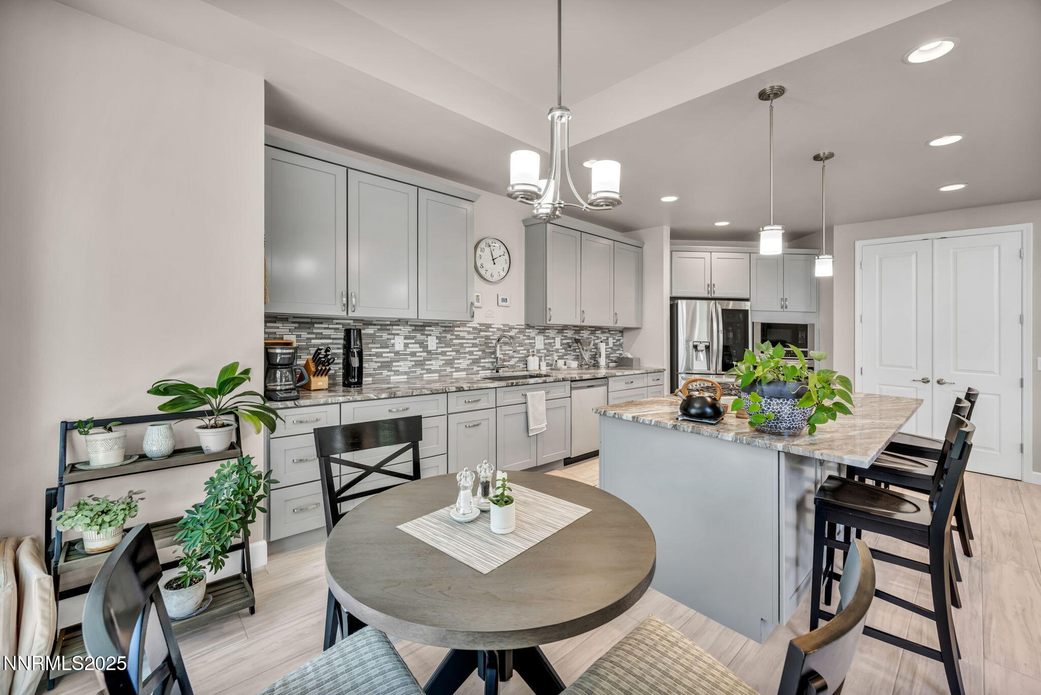 41-web-or-mls-6161-wycliffe-cir