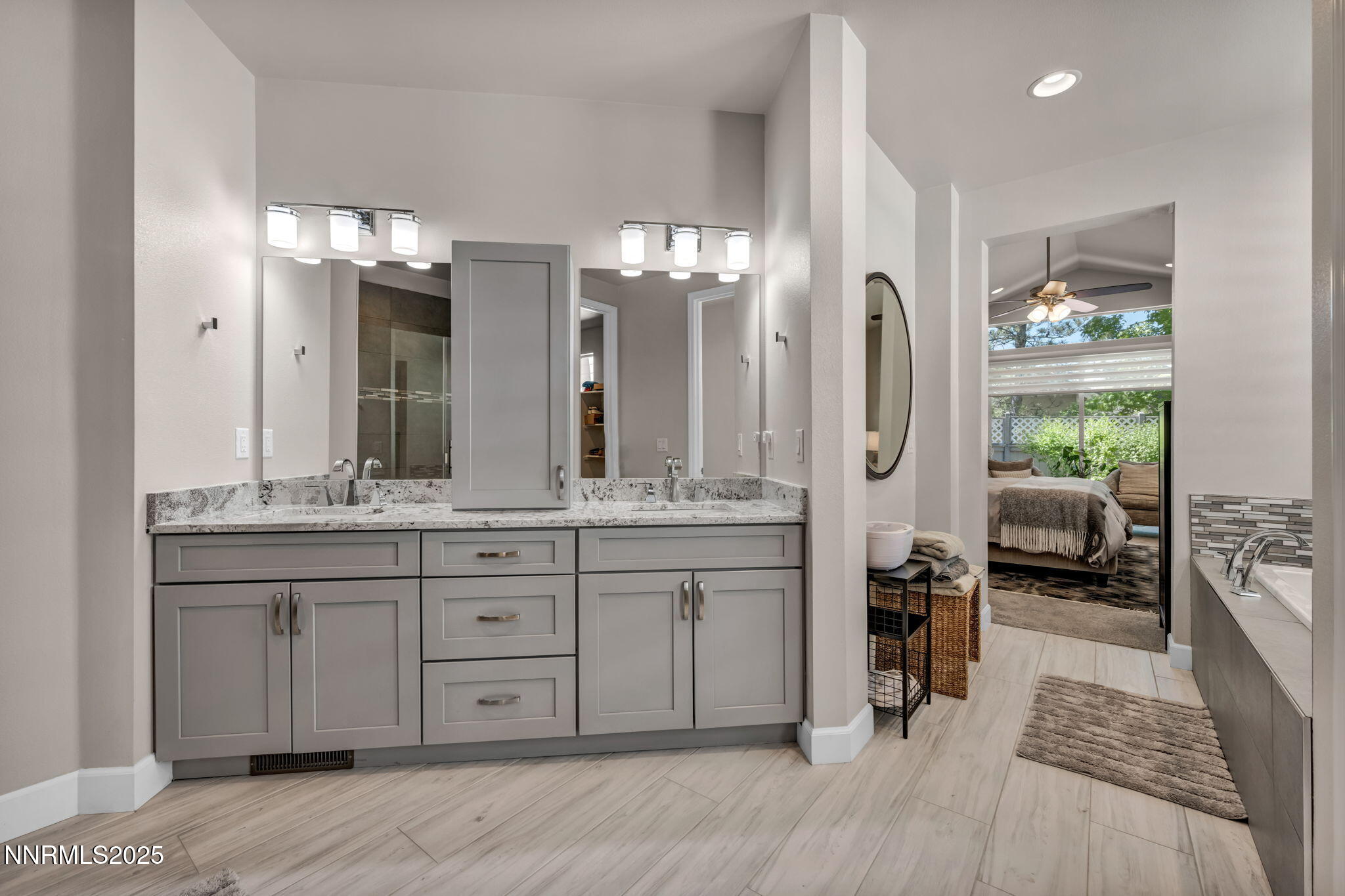 80-web-or-mls-6161-wycliffe-cir