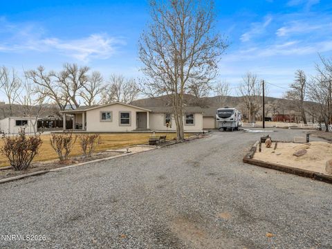 1125 Truckee Lane Fernley NV 89408