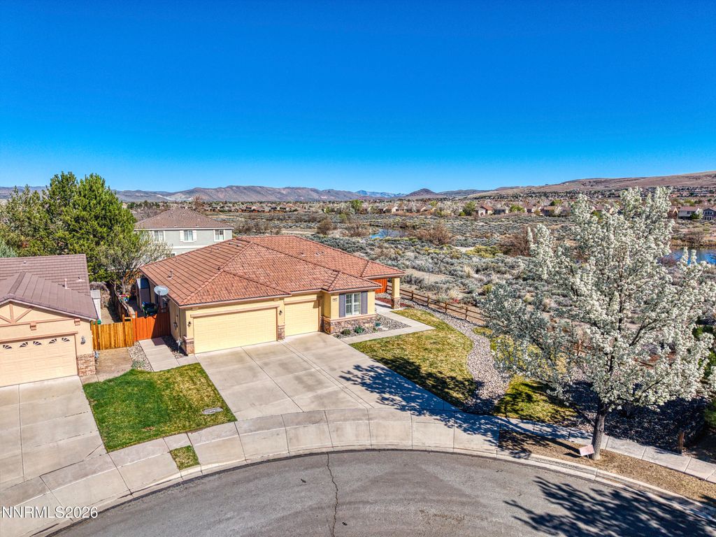 Photo of 3852 Dorado Court, Sparks, NV 89436 (MLS # 260003470)