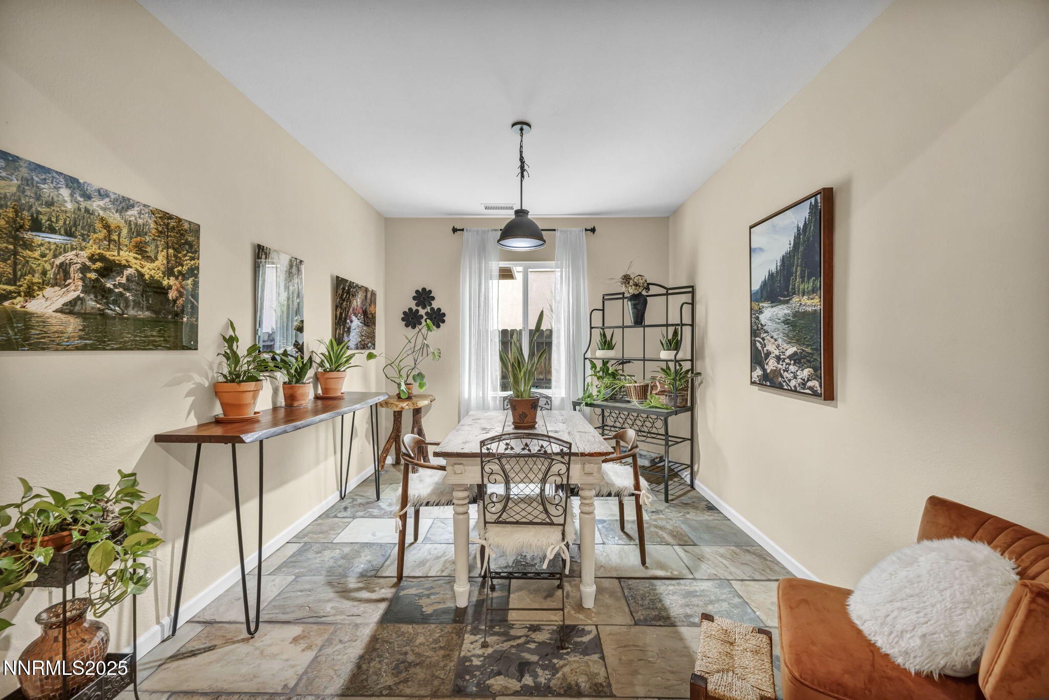 large-019a1788-524e-701f-b06e-b998da7a46