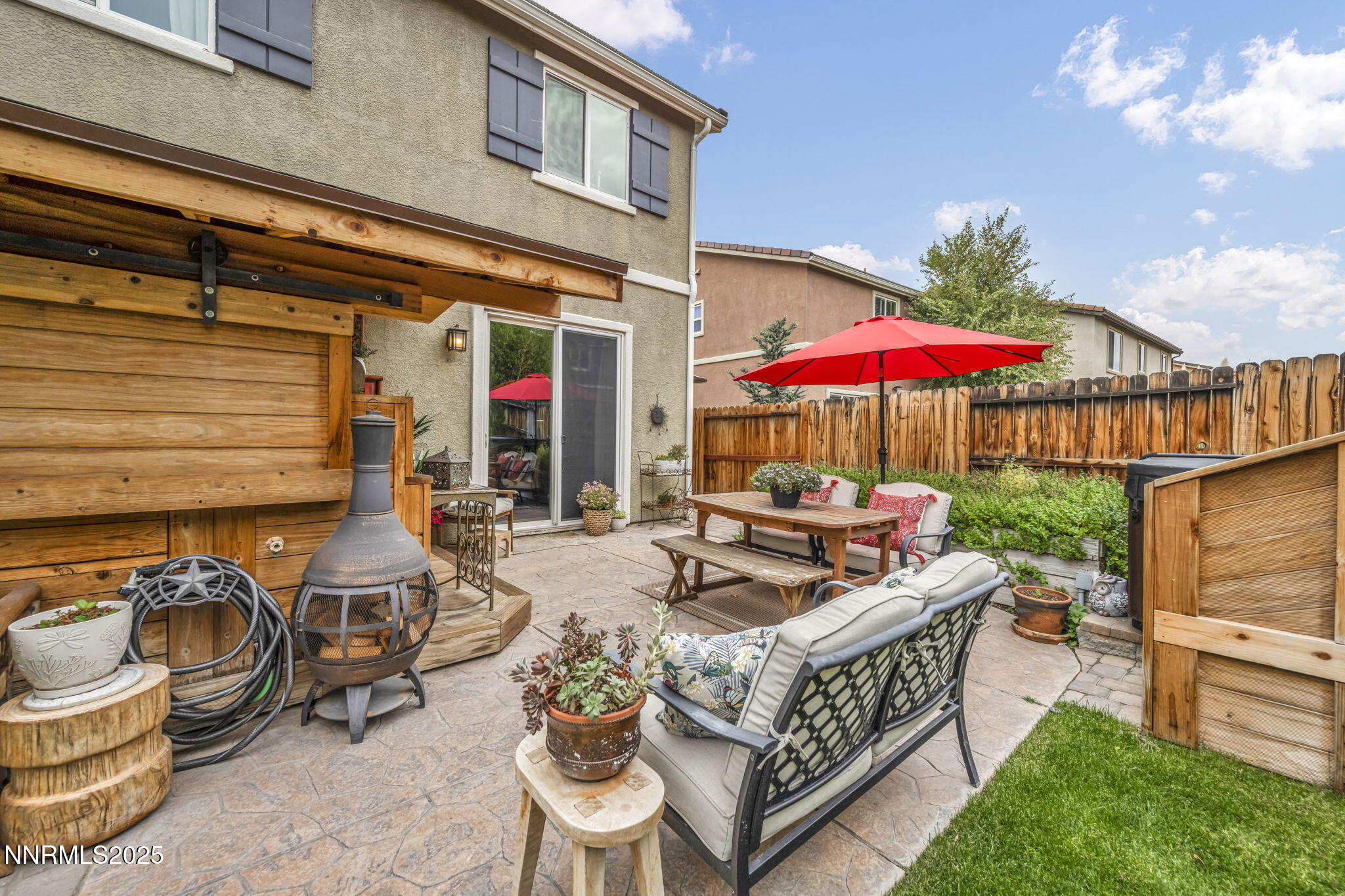 large-019a1788-4b48-735e-8c0e-f703c6420b