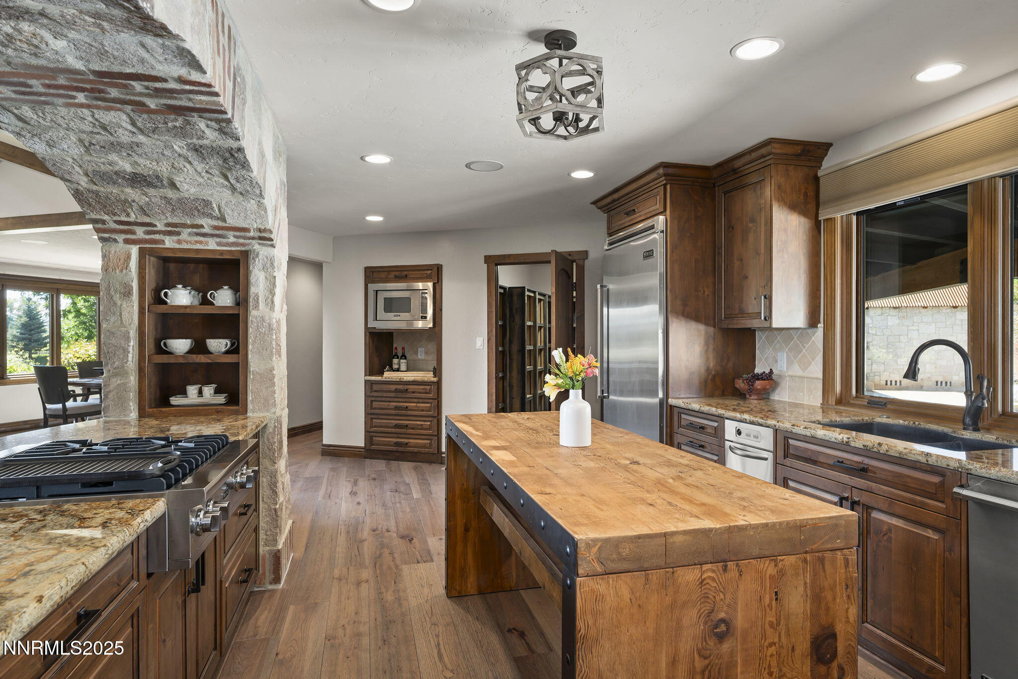 25-web-or-mls-_DSC8985