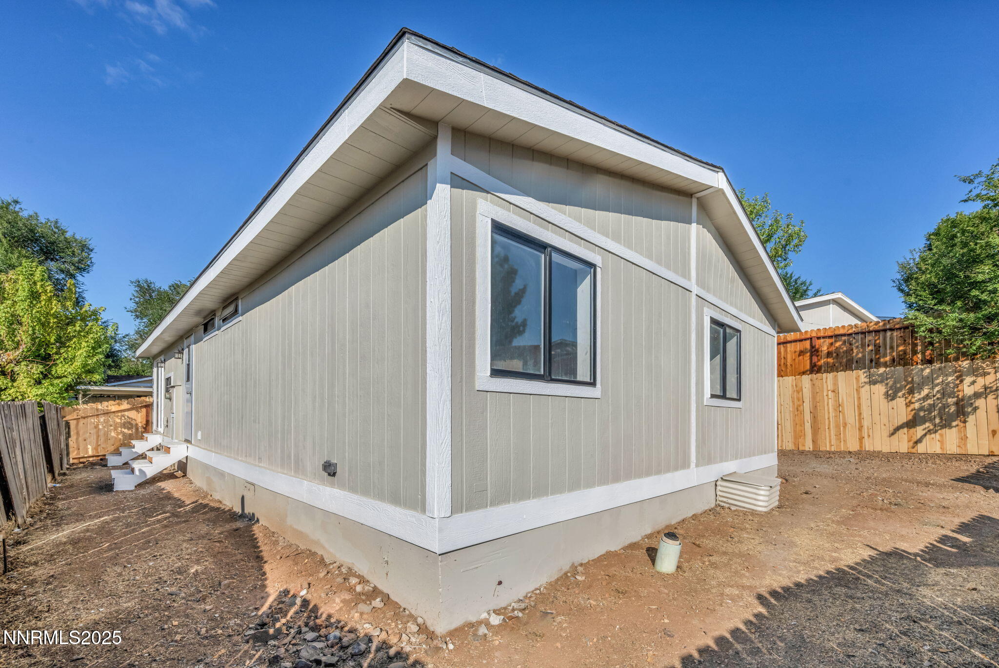 6-web-or-mls-2730-dahlia-wy