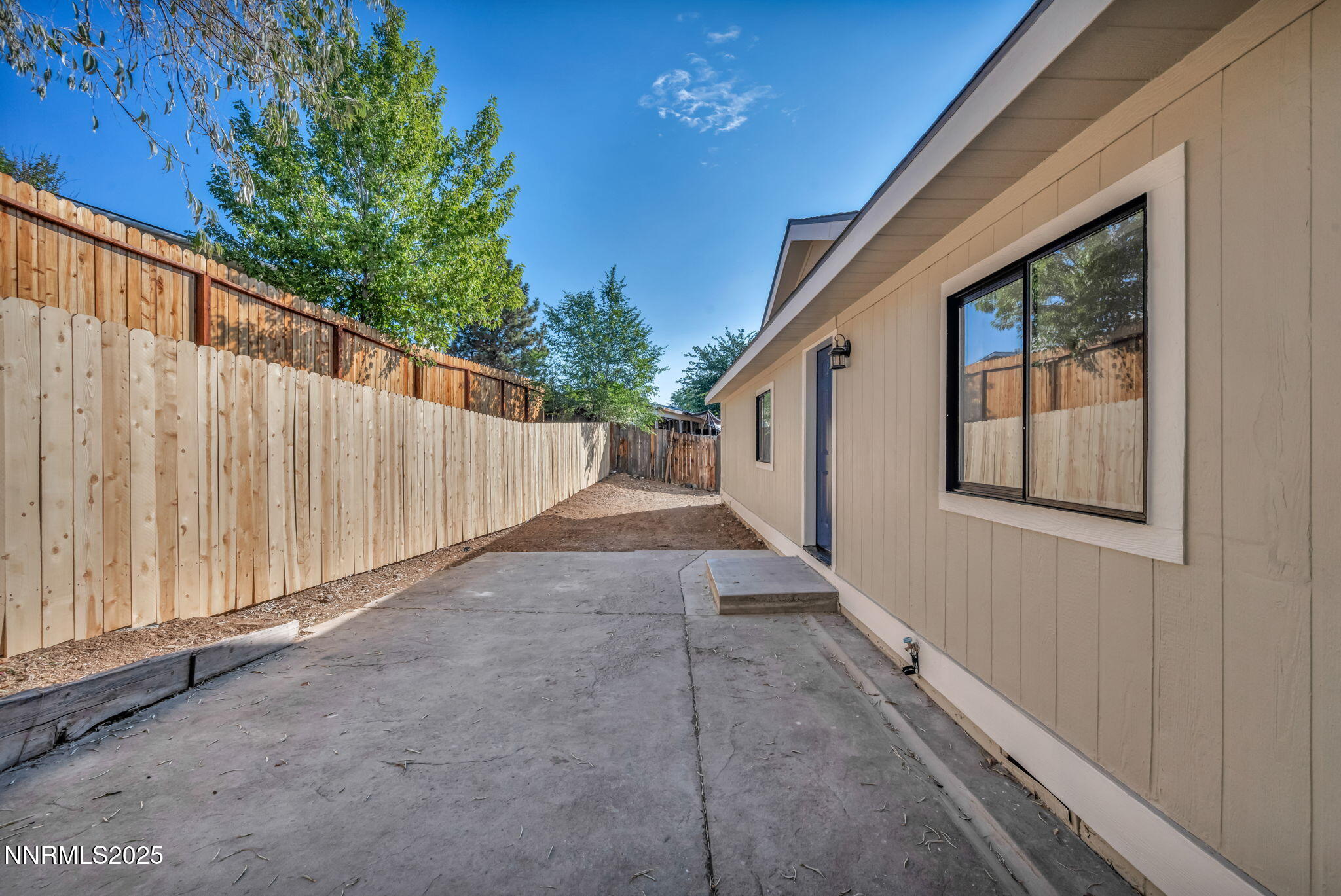 8-web-or-mls-2730-dahlia-wy