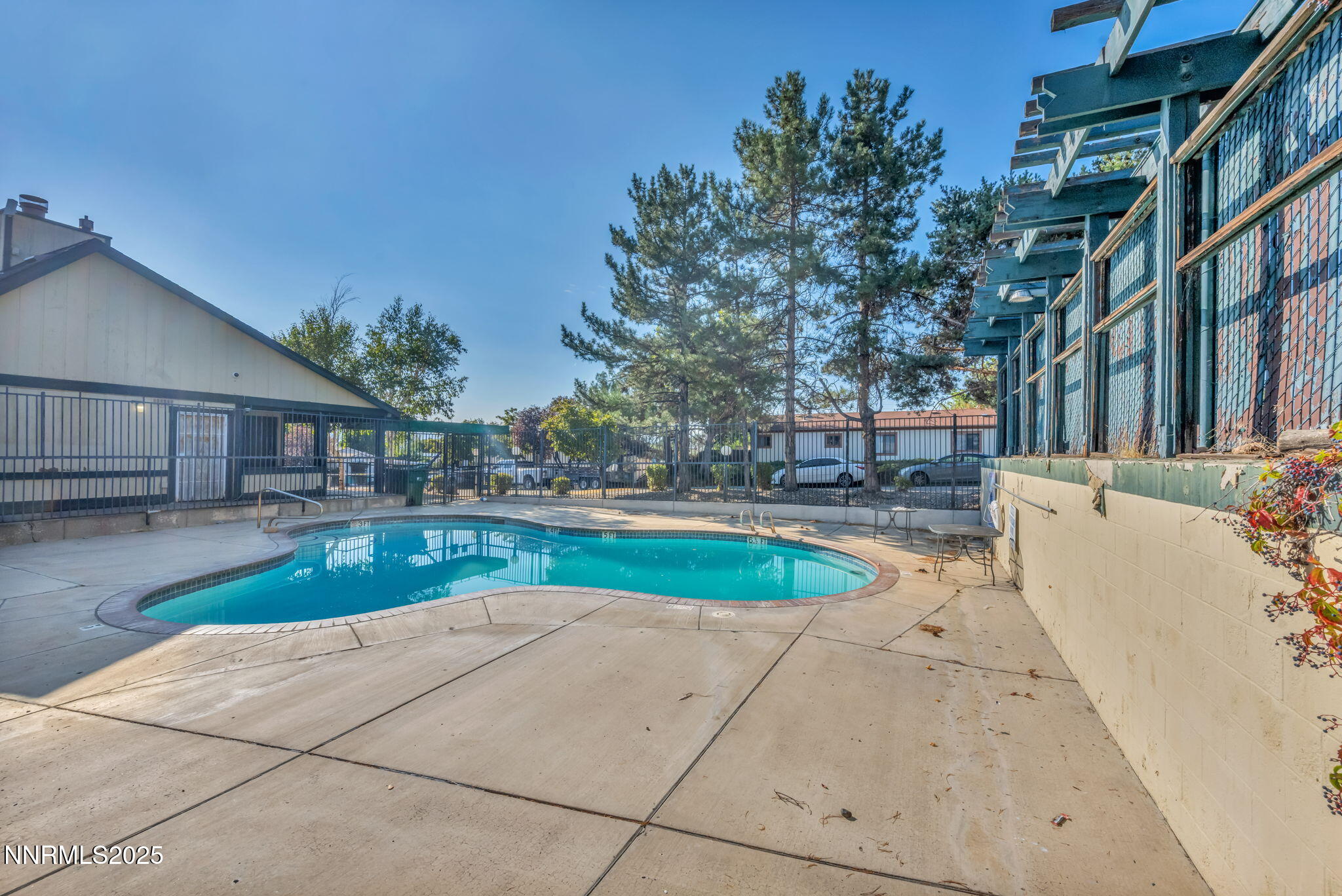 10-web-or-mls-2730-dahlia-wy