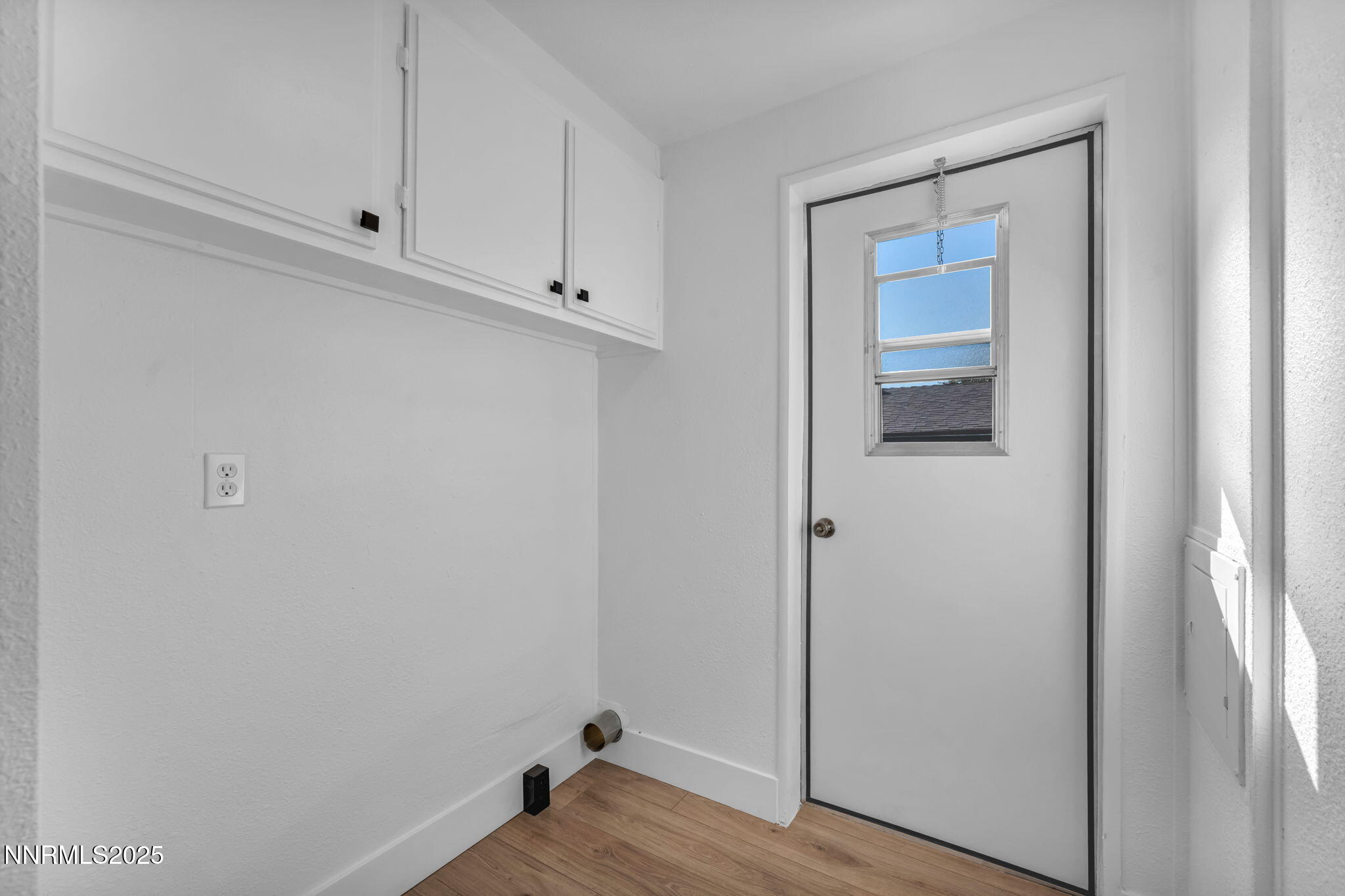 29-web-or-mls-2730-dahlia-wy