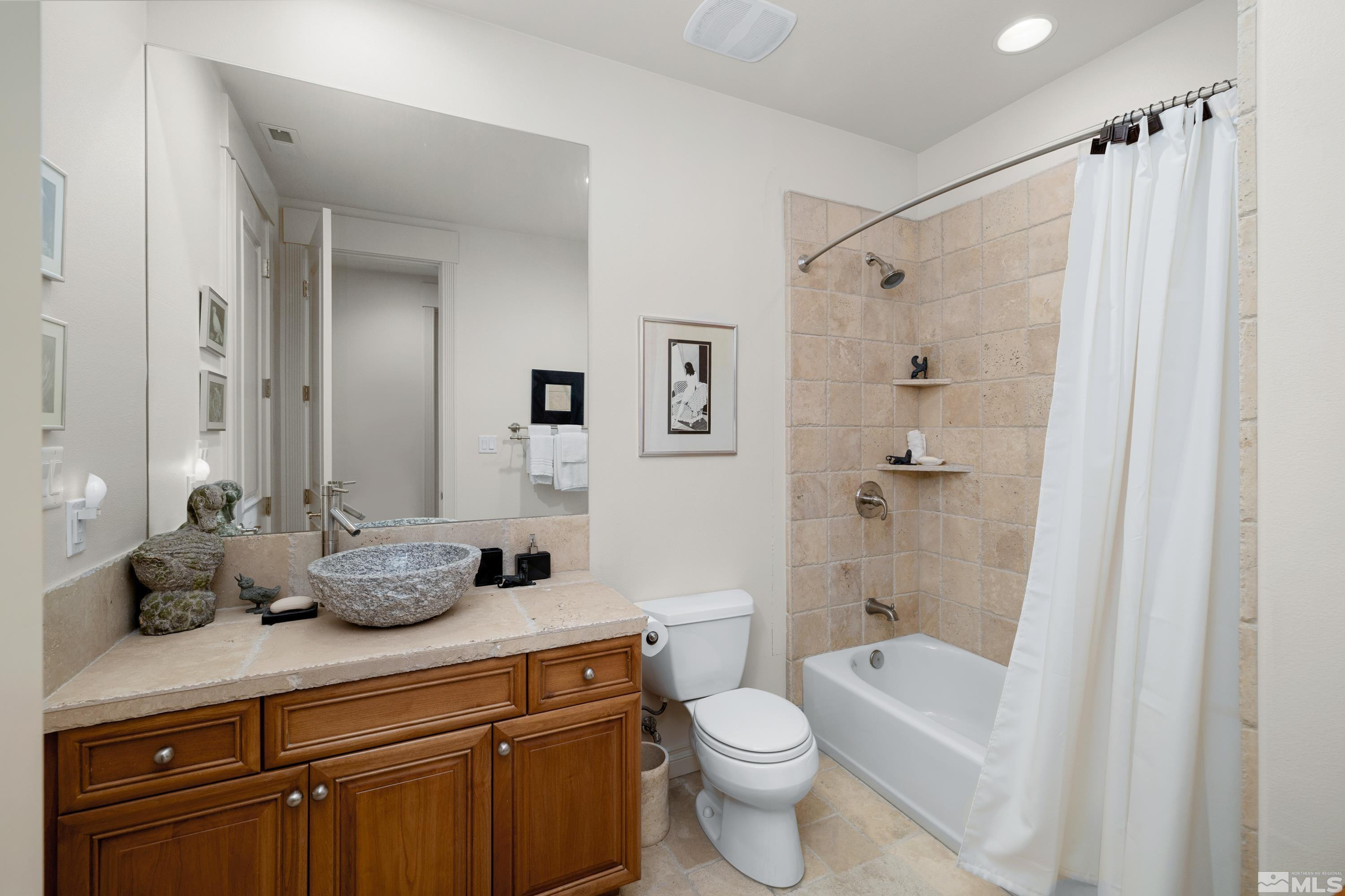 Reno, Nevada, 89523, United States, 6 Bedrooms Bedrooms, ,7 BathroomsBathrooms,Residential,Active,1908130