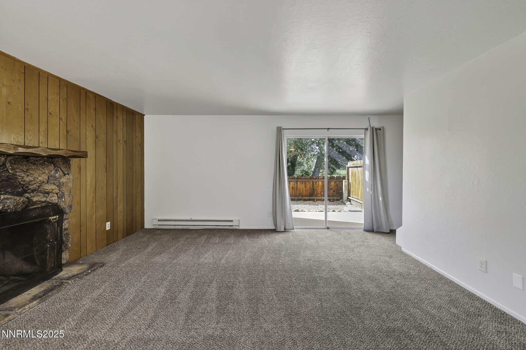 23-web-or-mls-1051 Riverview-12