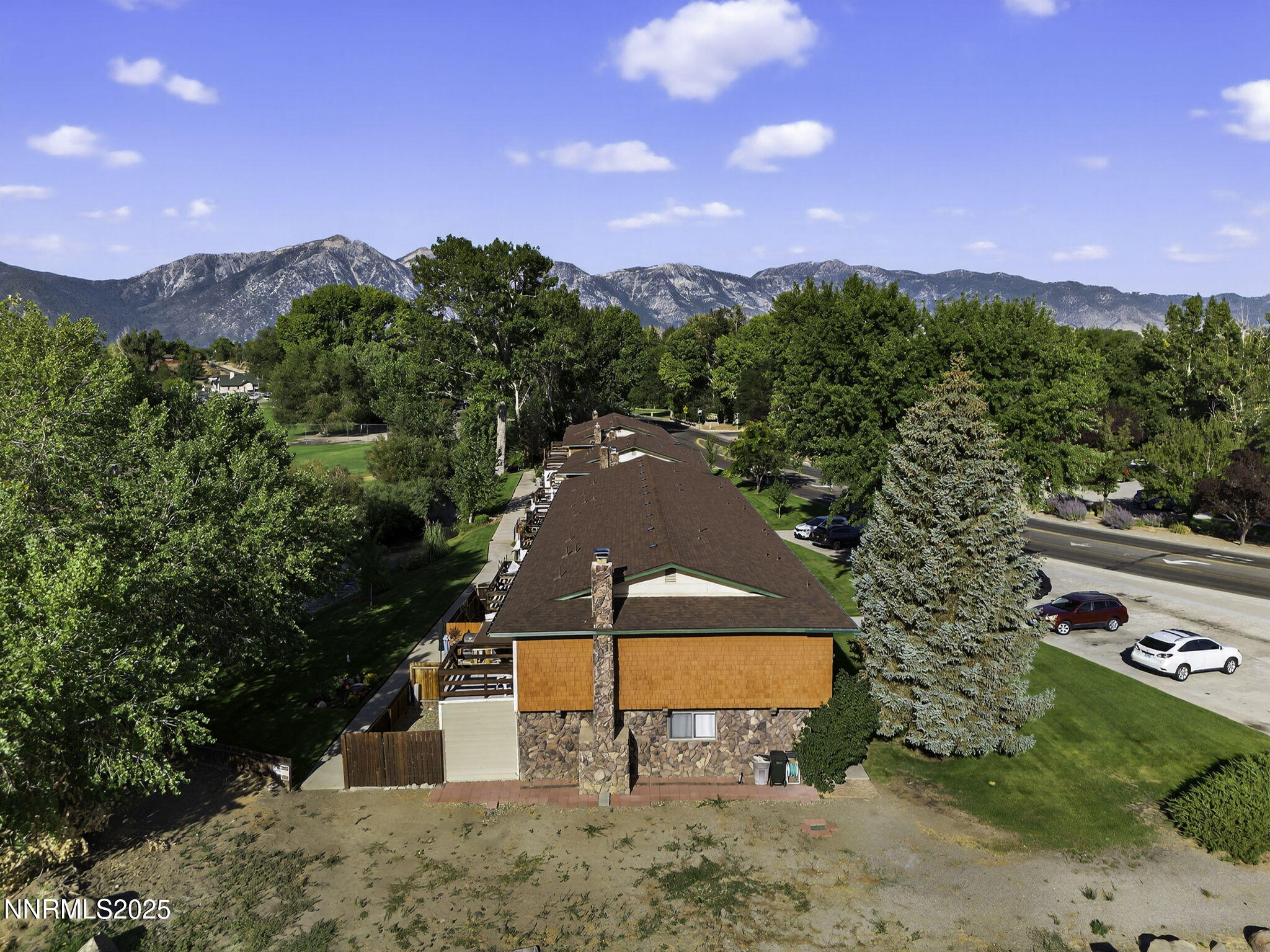 80-web-or-mls-1051 Riverview-72