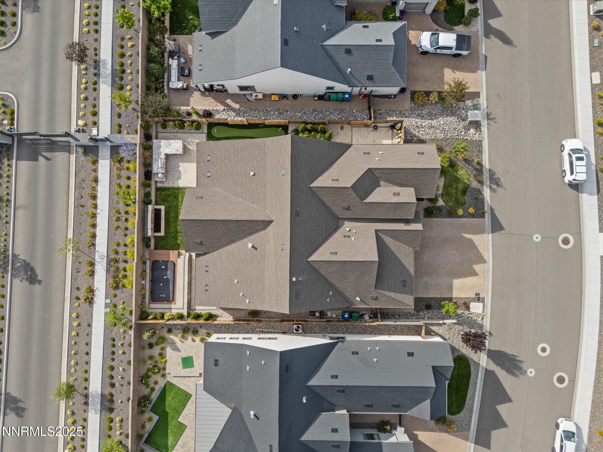 85-13545 Cobalt Sky St-184