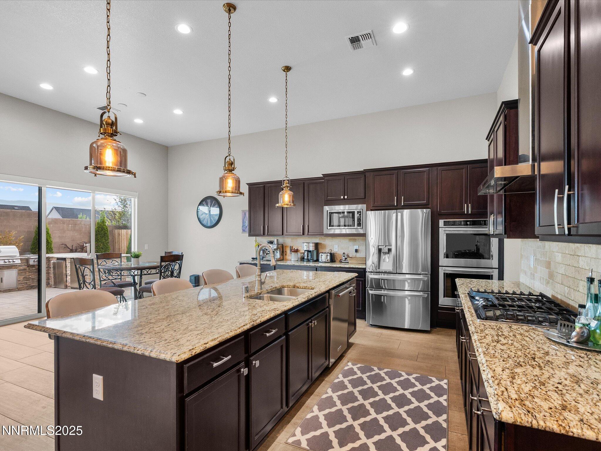 38-13545 Cobalt Sky St-137