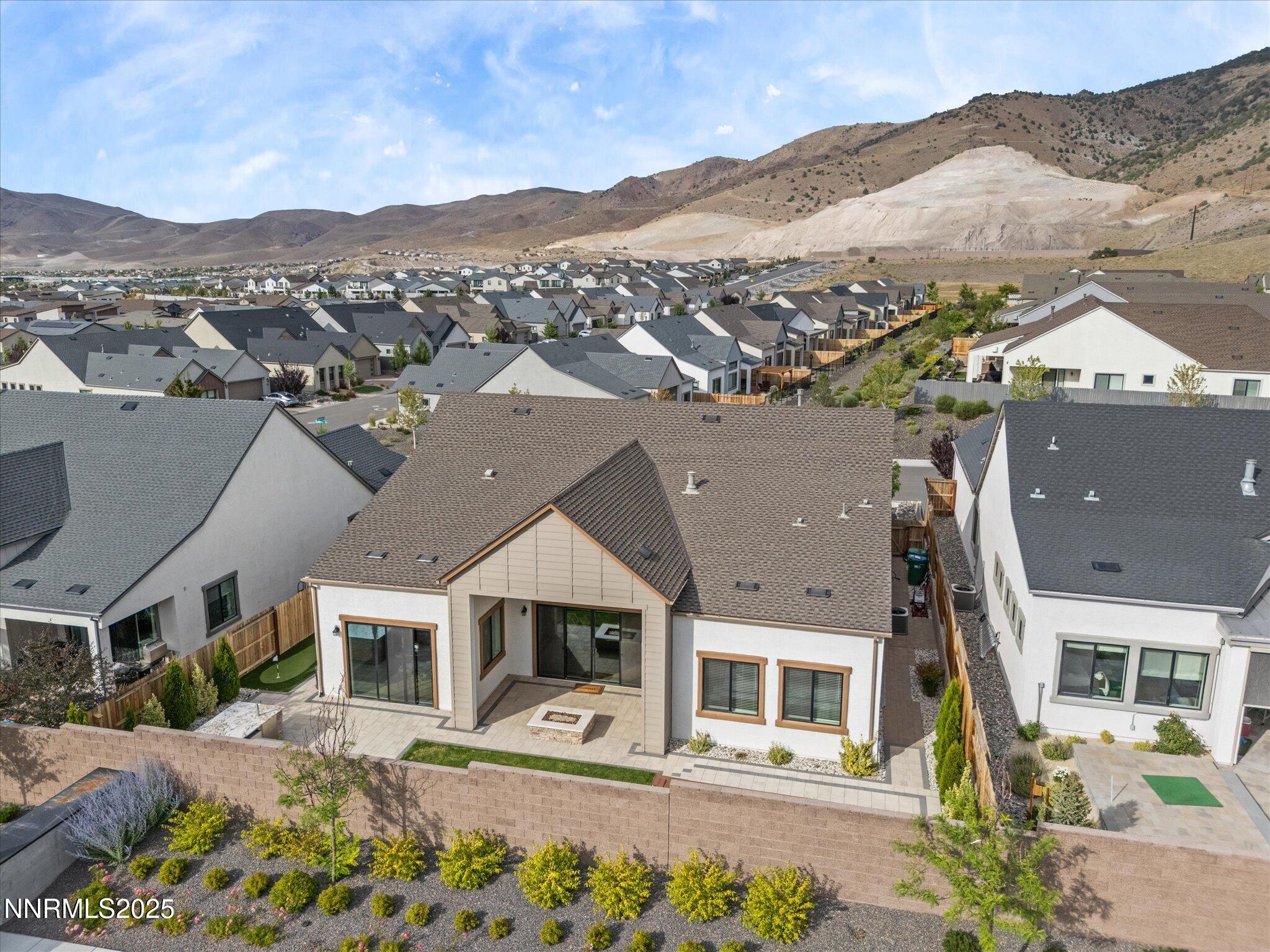 81-13545 Cobalt Sky St-180