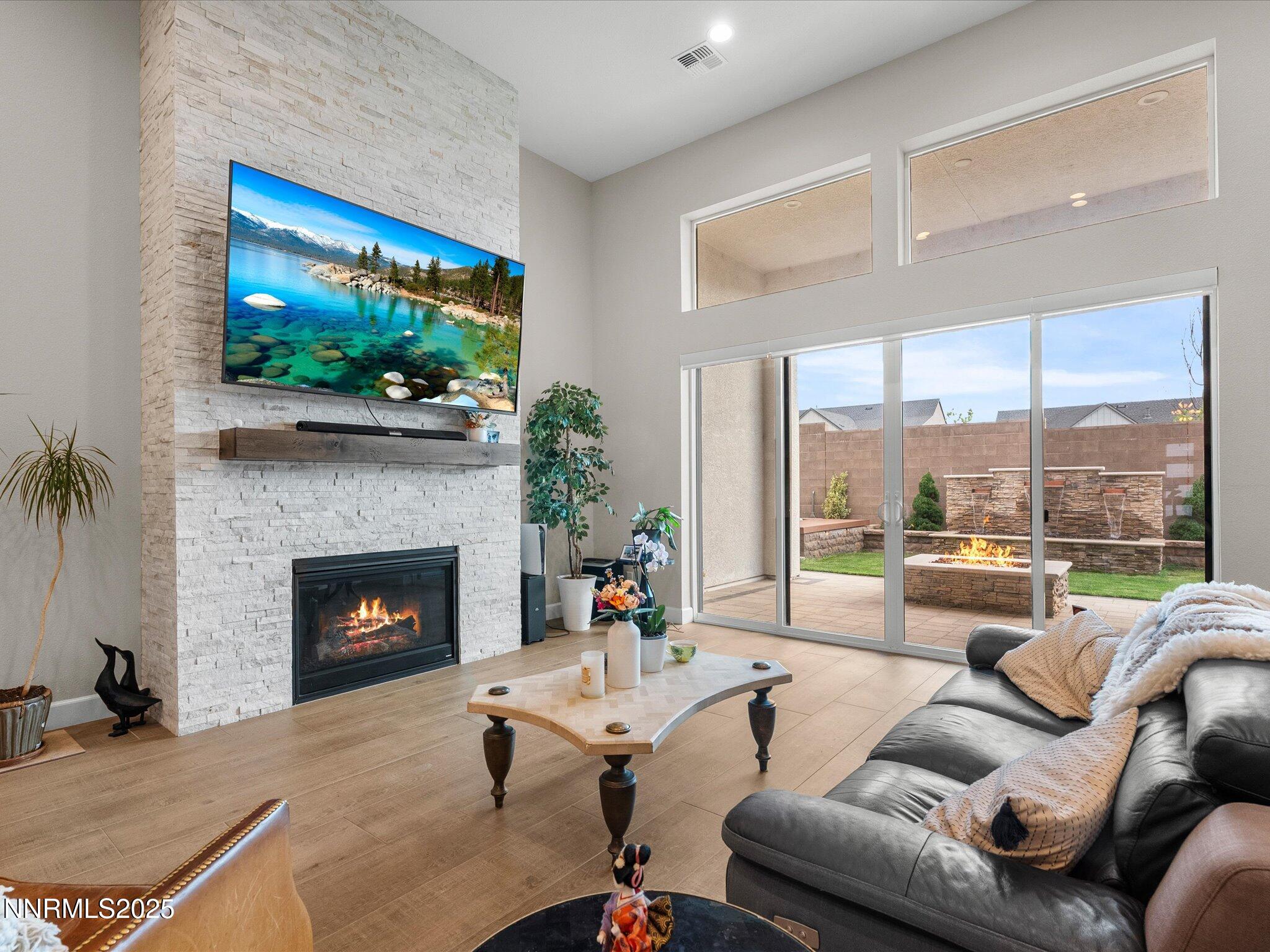 34-13545 Cobalt Sky St-133