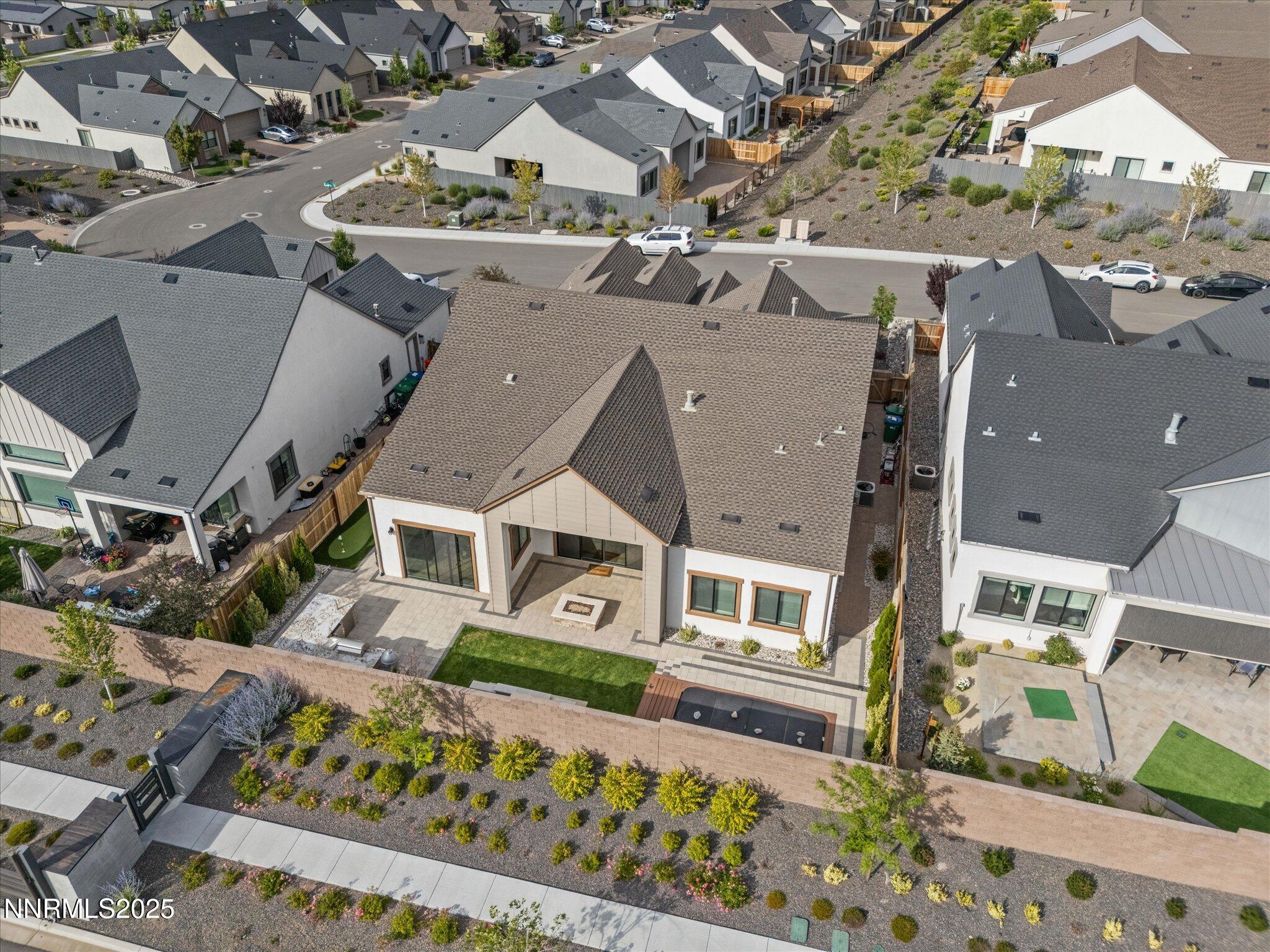 84-13545 Cobalt Sky St-183