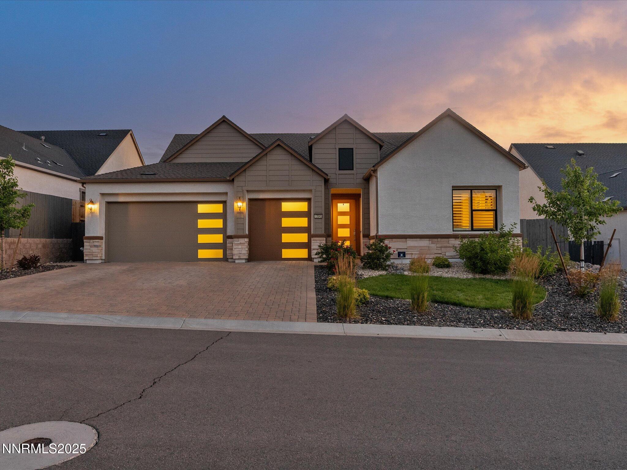 02-13545 Cobalt Sky St-101