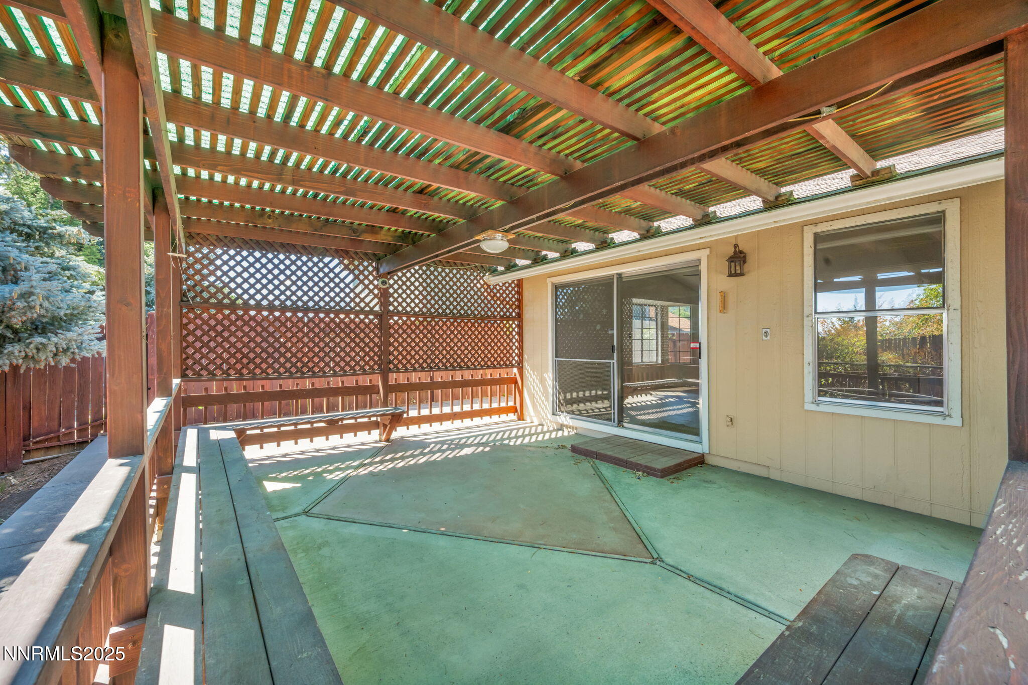 11-web-or-mls-1664-shadow-wood-rd