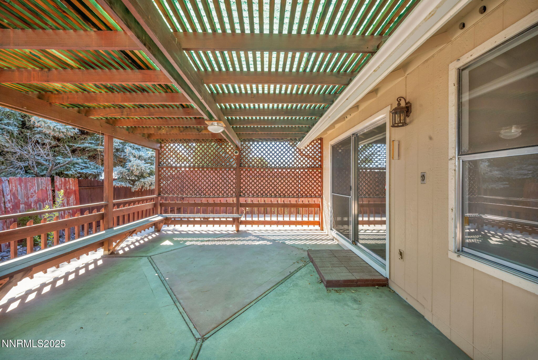 10-web-or-mls-1664-shadow-wood-rd