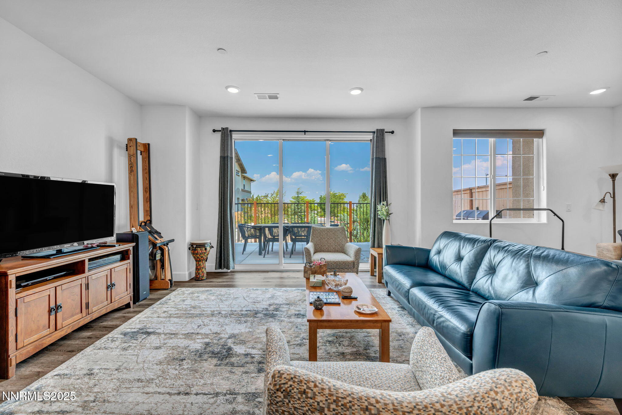 28-web-or-mls-2014-cradle-mountain-dr-2