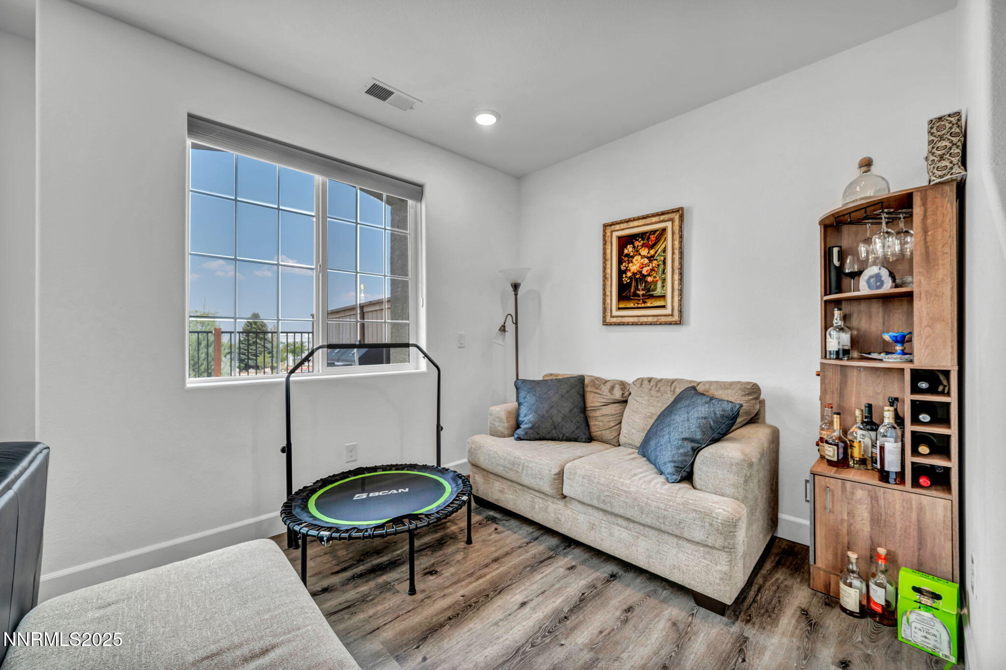 33-web-or-mls-2014-cradle-mountain-dr-2