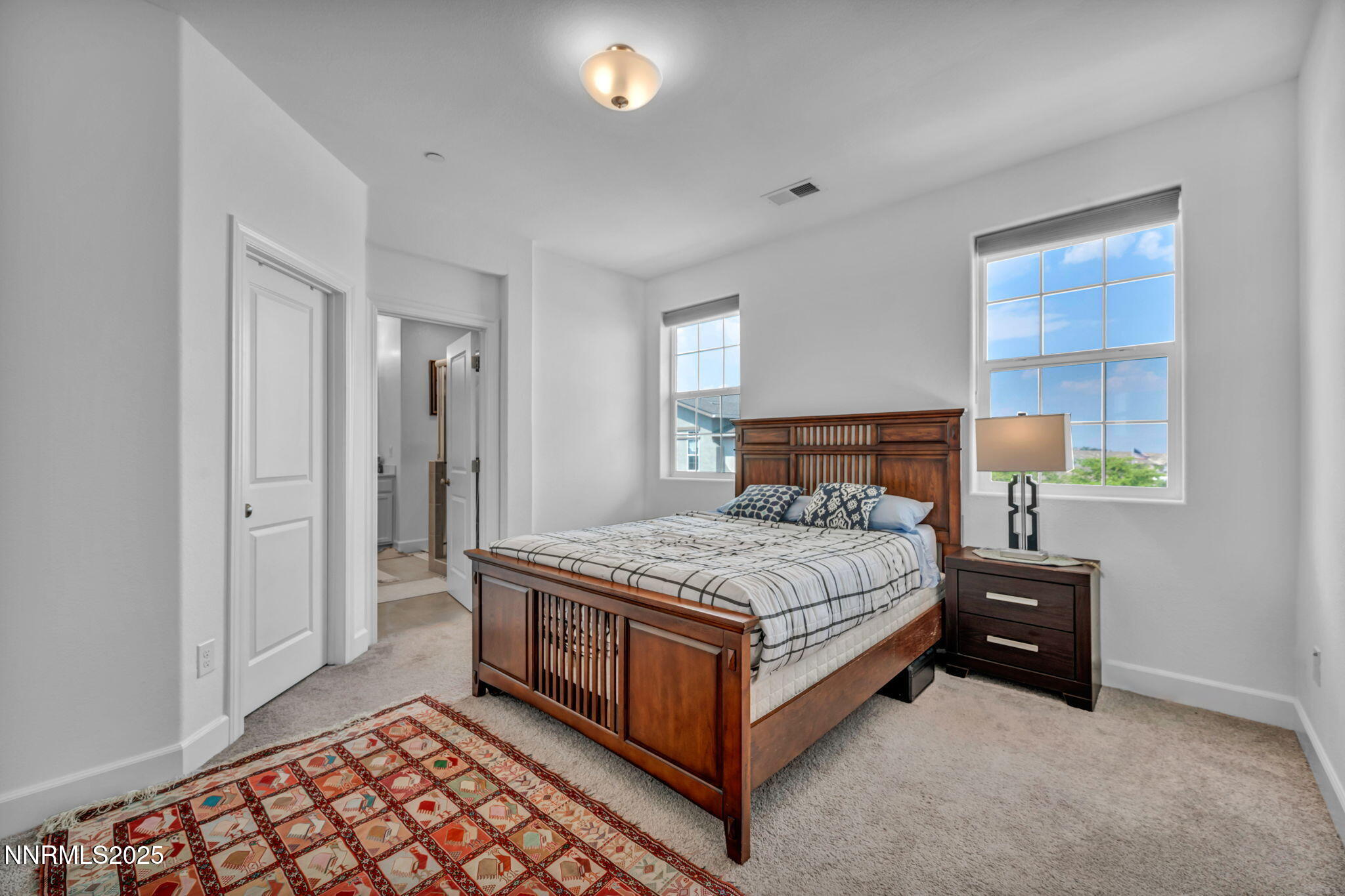 16-web-or-mls-2014-cradle-mountain-dr-2