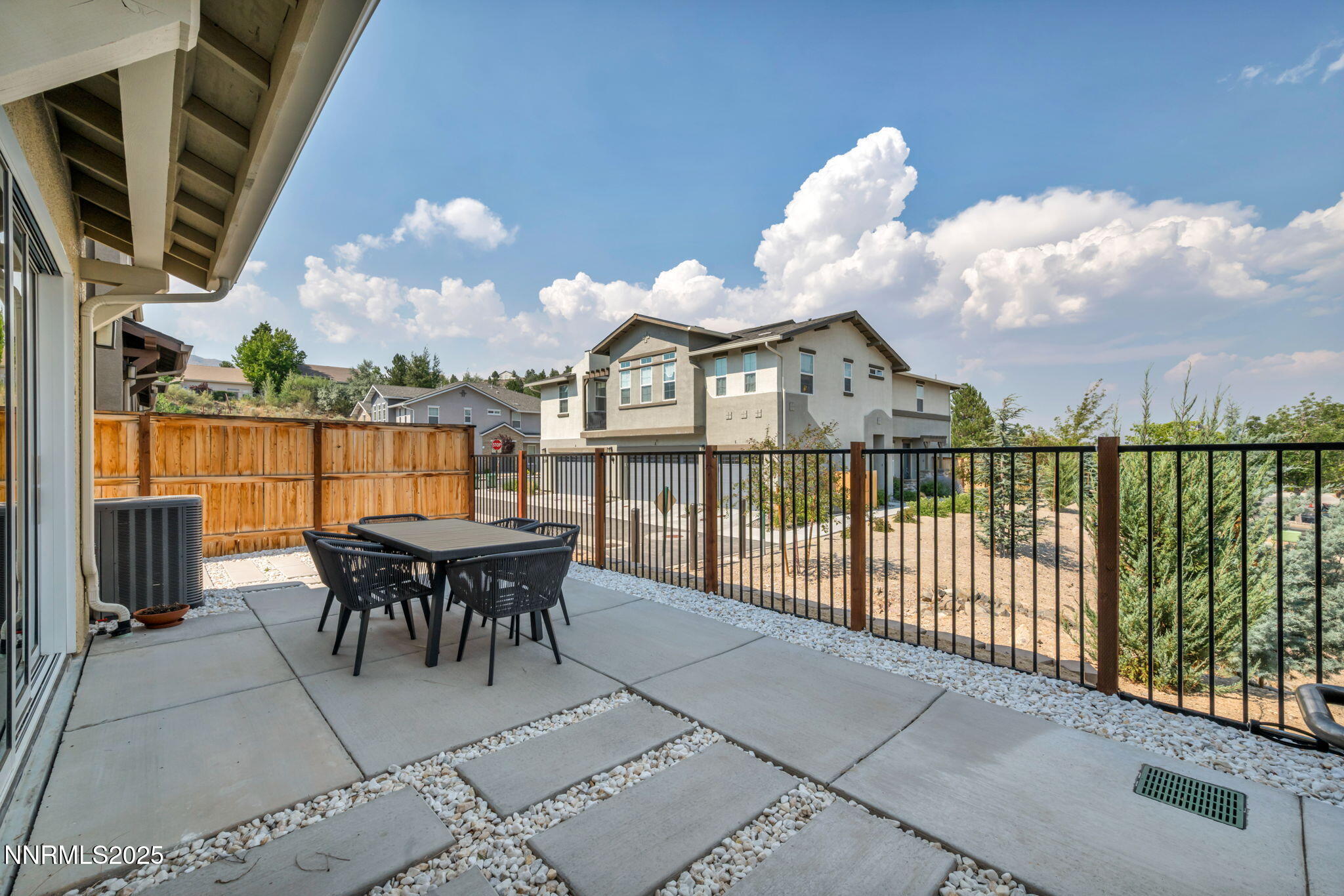 14-web-or-mls-2014-cradle-mountain-dr-2