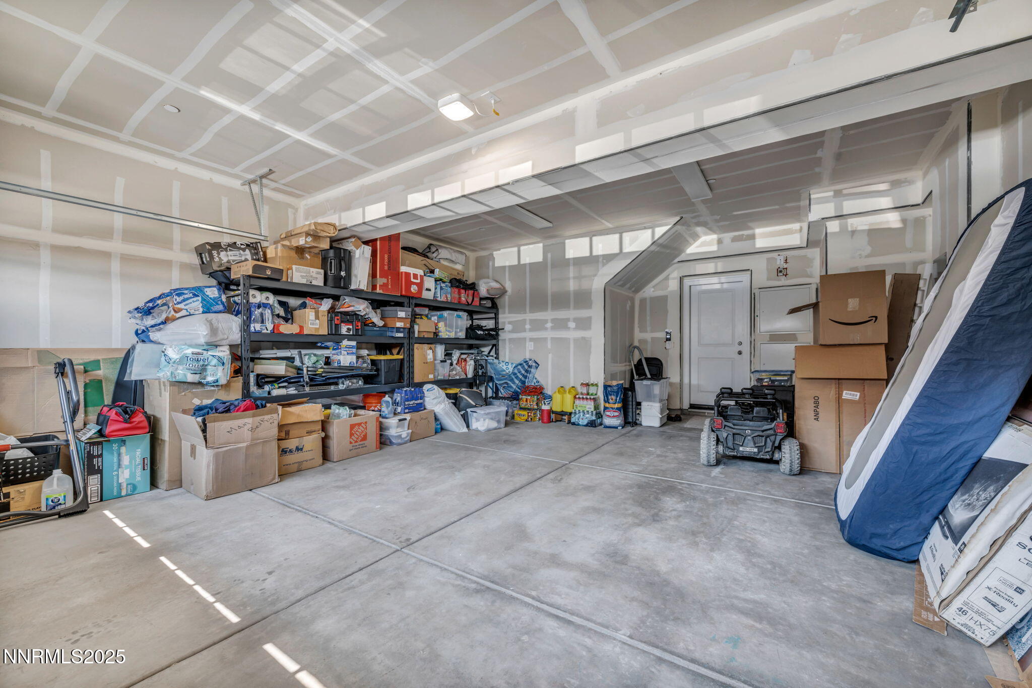 21-web-or-mls-2014-cradle-mountain-dr-2