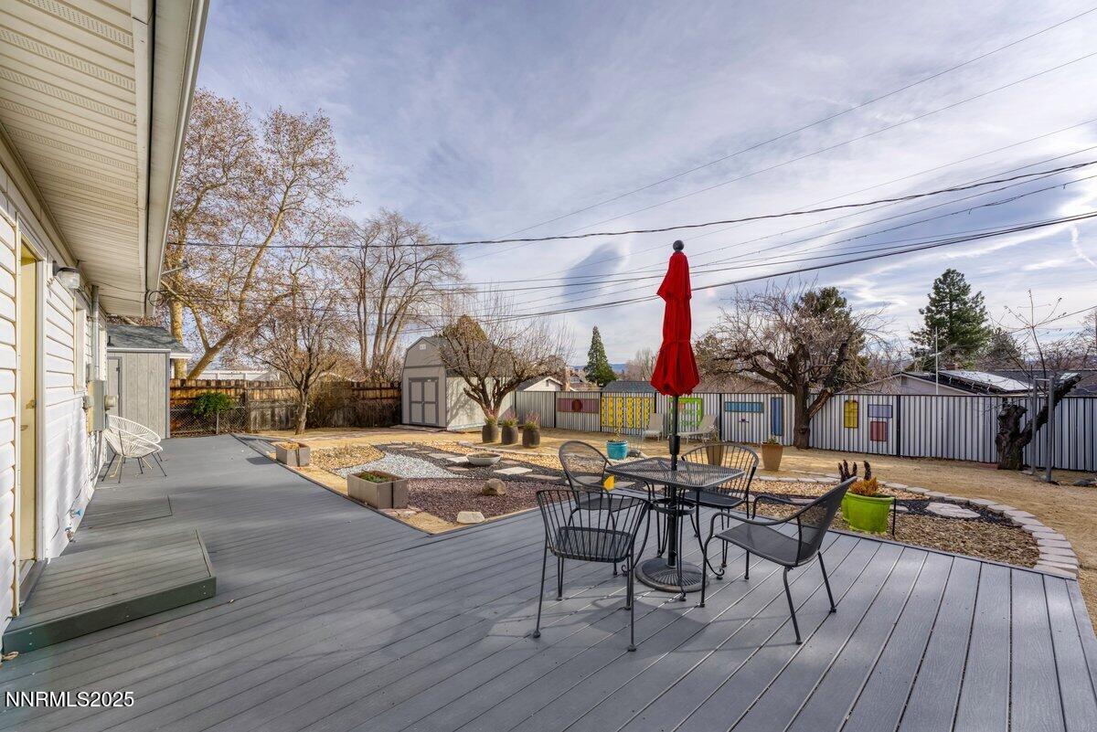 1155 Wesley Dr Reno NV 89503 41 of 45