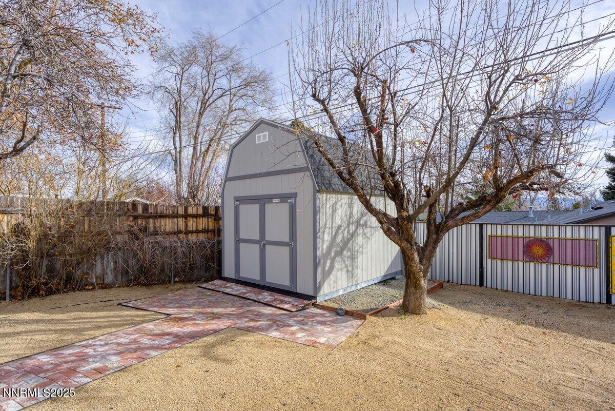 1155 Wesley Dr Reno NV 89503 34 of 45